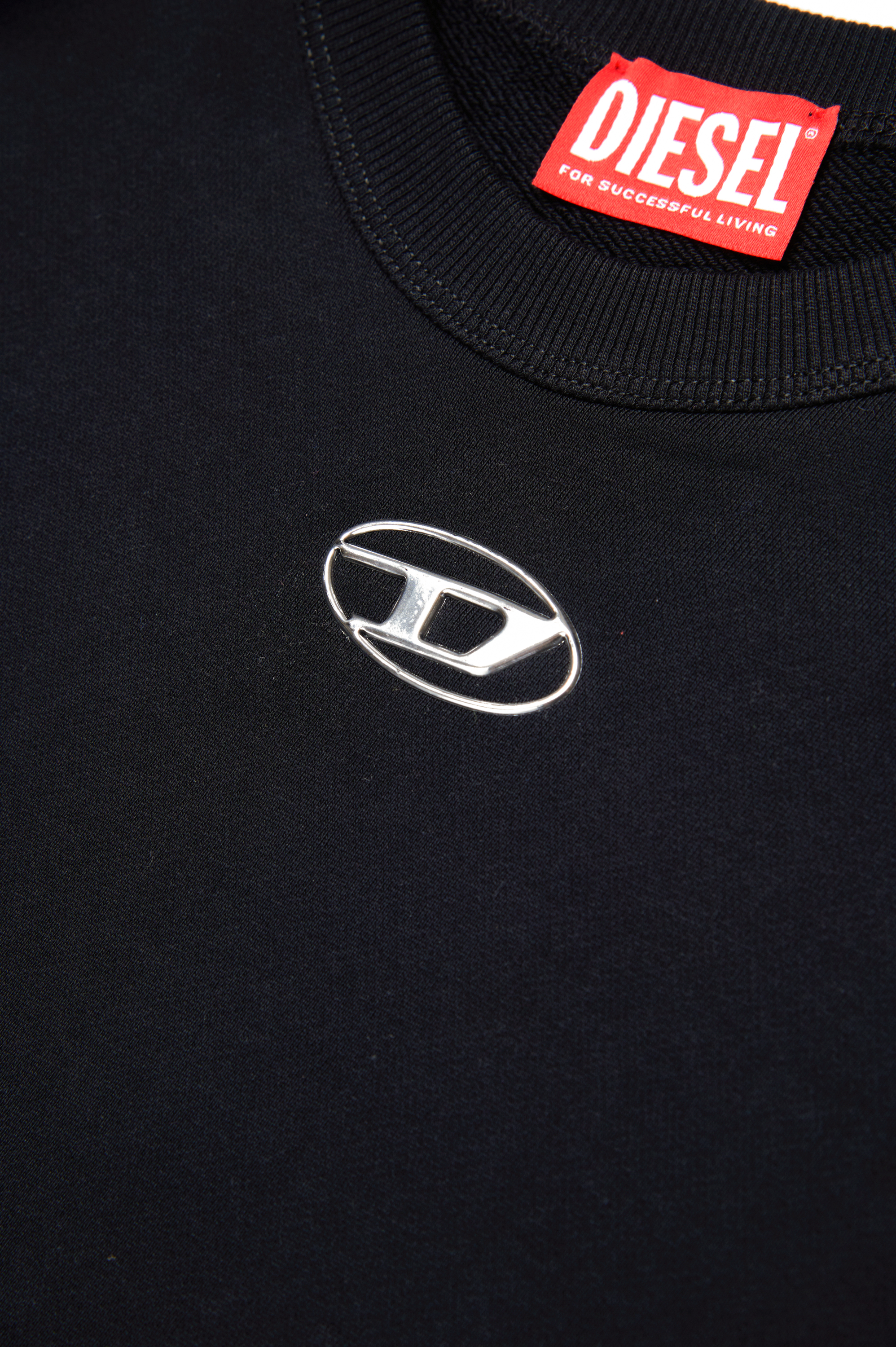 Diesel - SMACSISOD OVER, Homme Sweat-shirt avec logo Oval D effet métal in Noir - Image 4