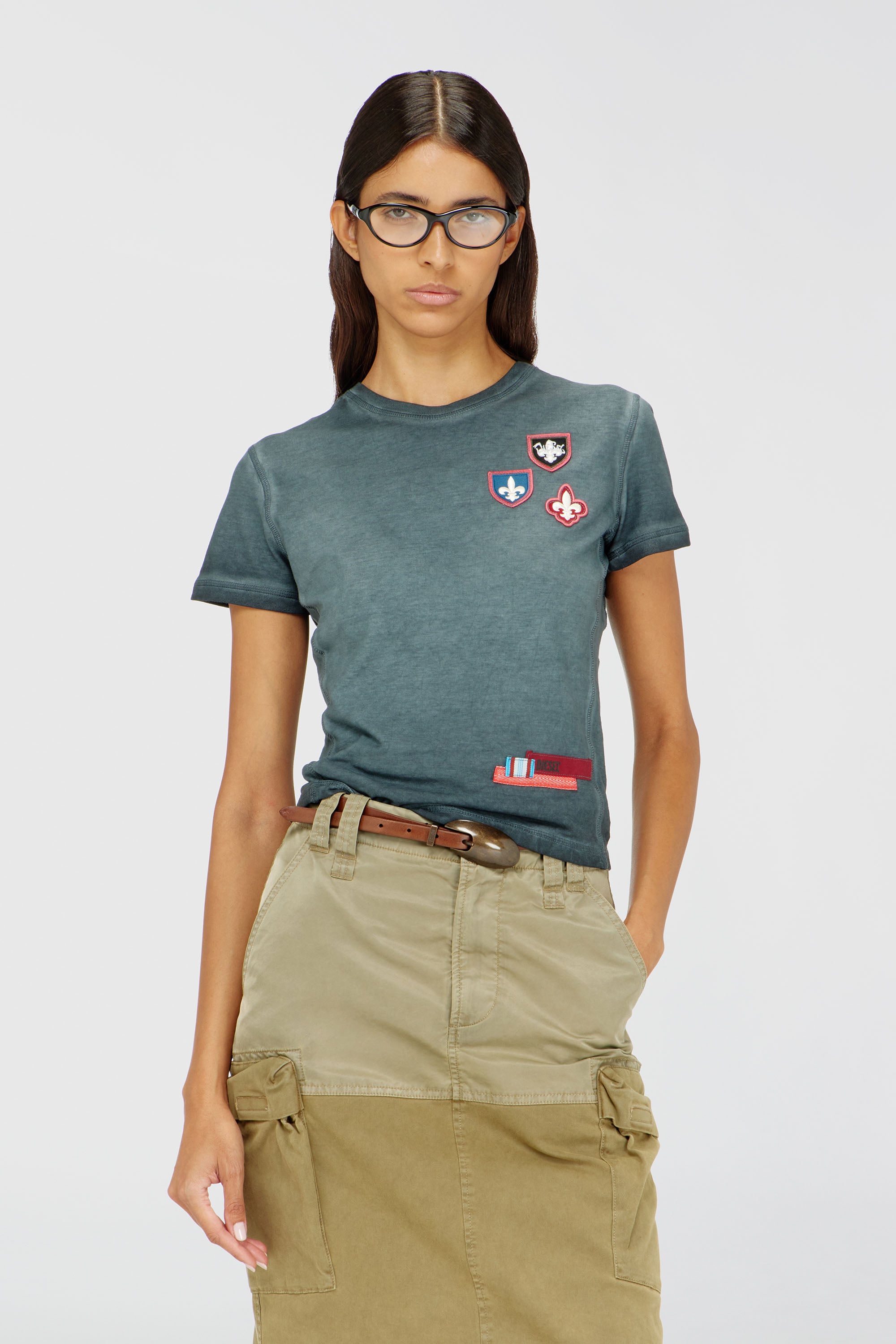 Diesel - T-UNCUTY-WAF, T-shirt avec patchs et c&ocirc;t&eacute;s en micro-waffle Femme in Vert - 1