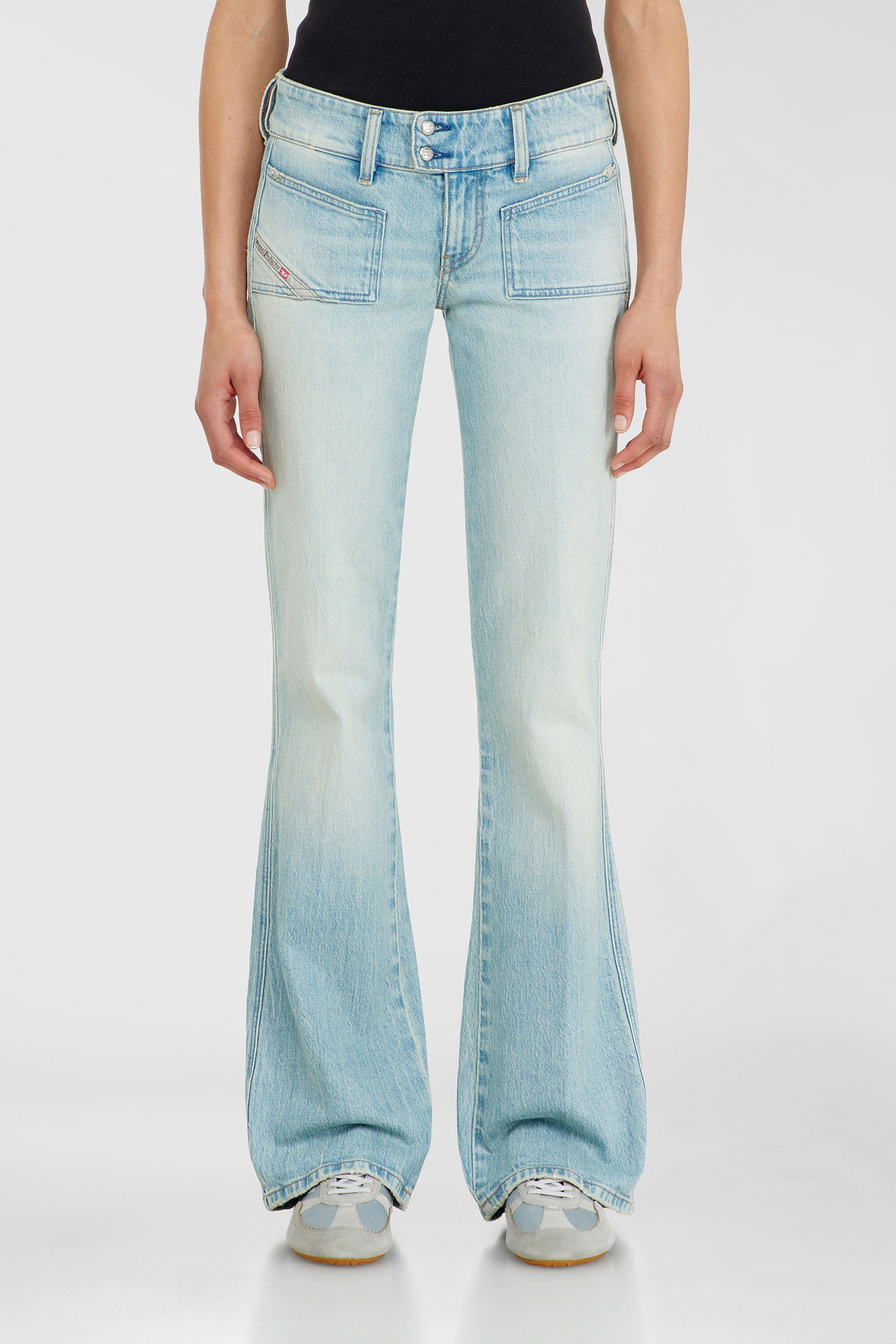 Diesel - Bootcut Jeans D-Hush 0KBBX Femme, Bleu Clair - Image 1