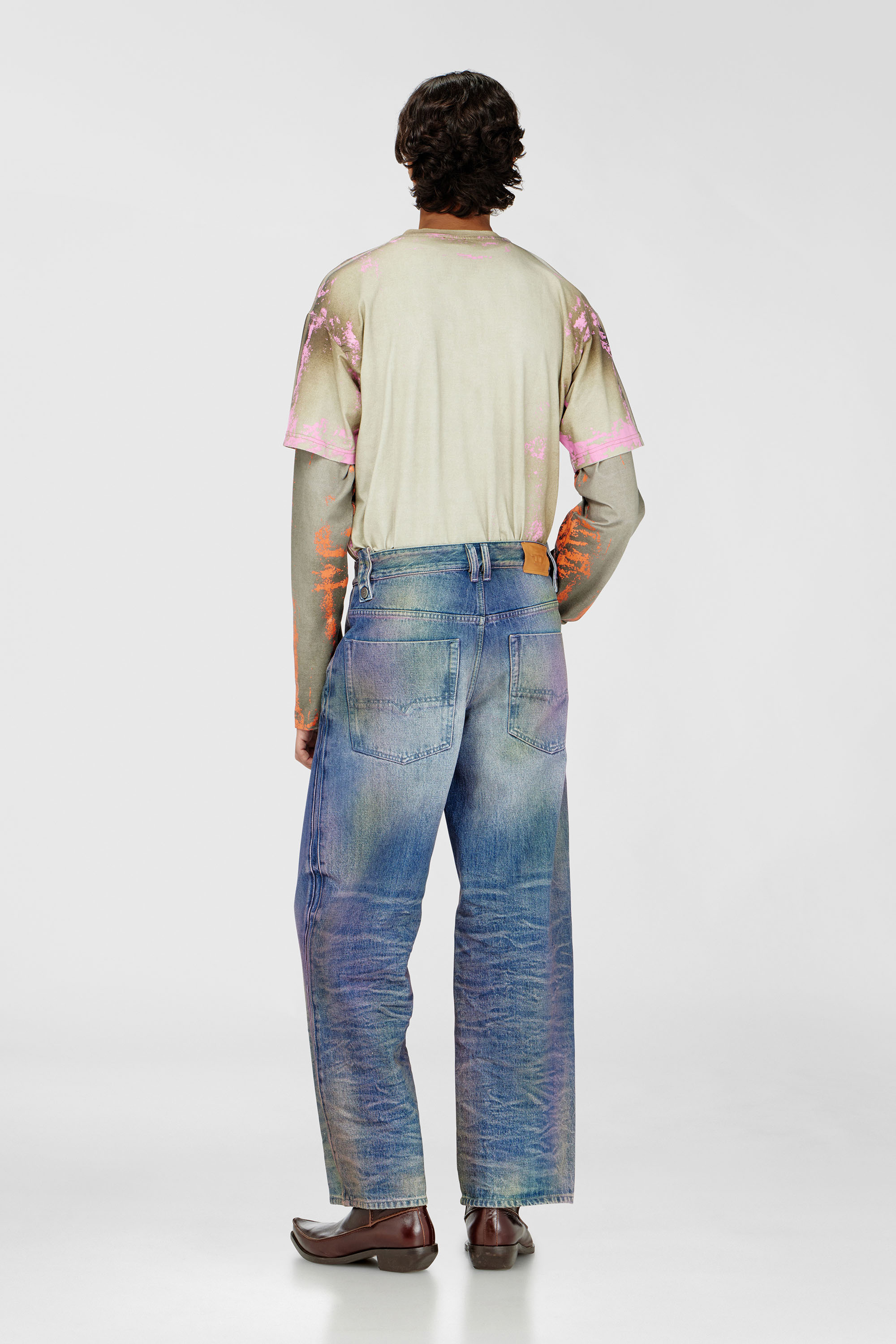 Diesel - Relaxed Jeans 1982 D-Hakou 007FW Mixte, Bleu moyen - Image 3
