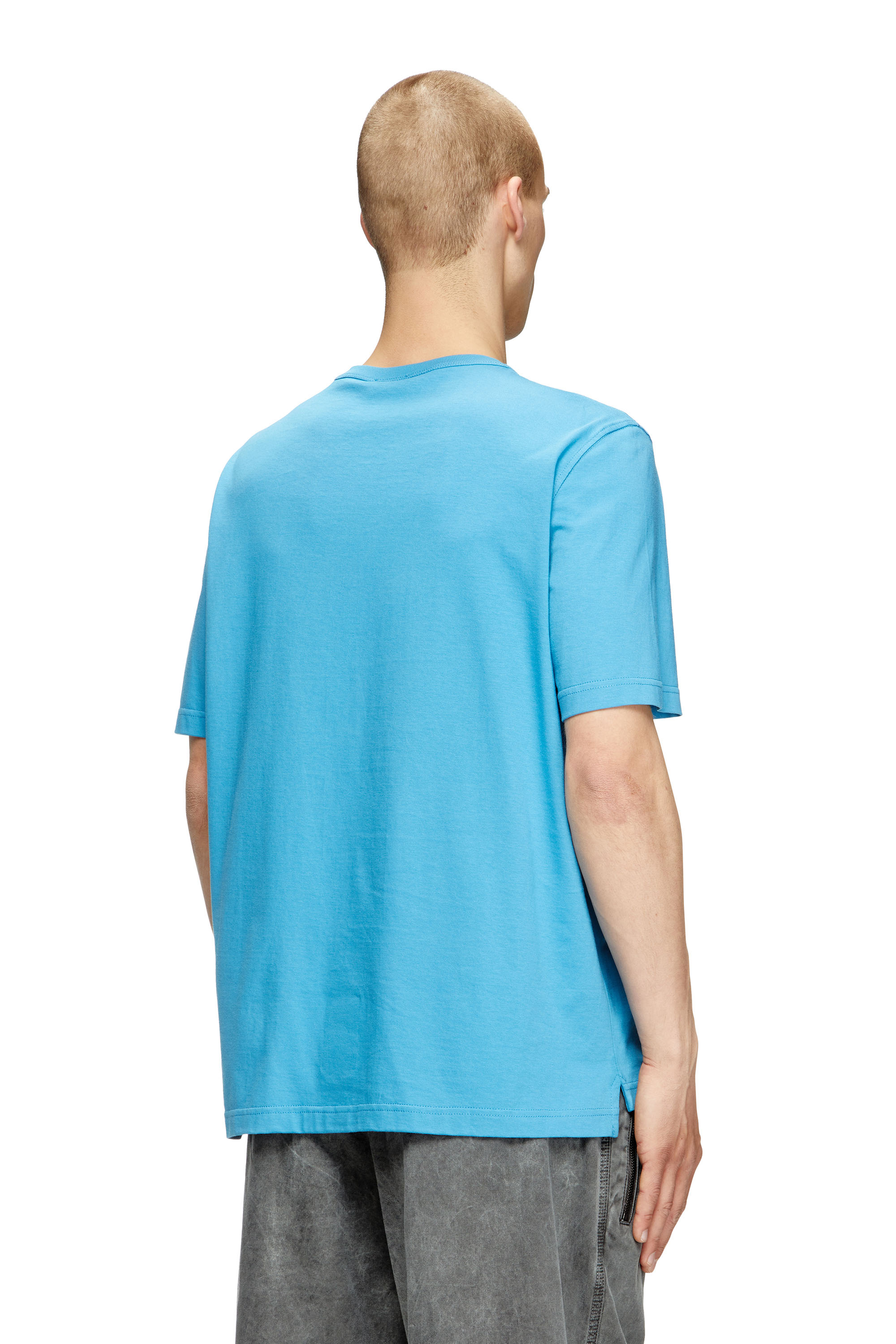 Diesel - T-ADJUST-OD, T-shirt avec logo Oval D métallisé Homme in Bleu - 4