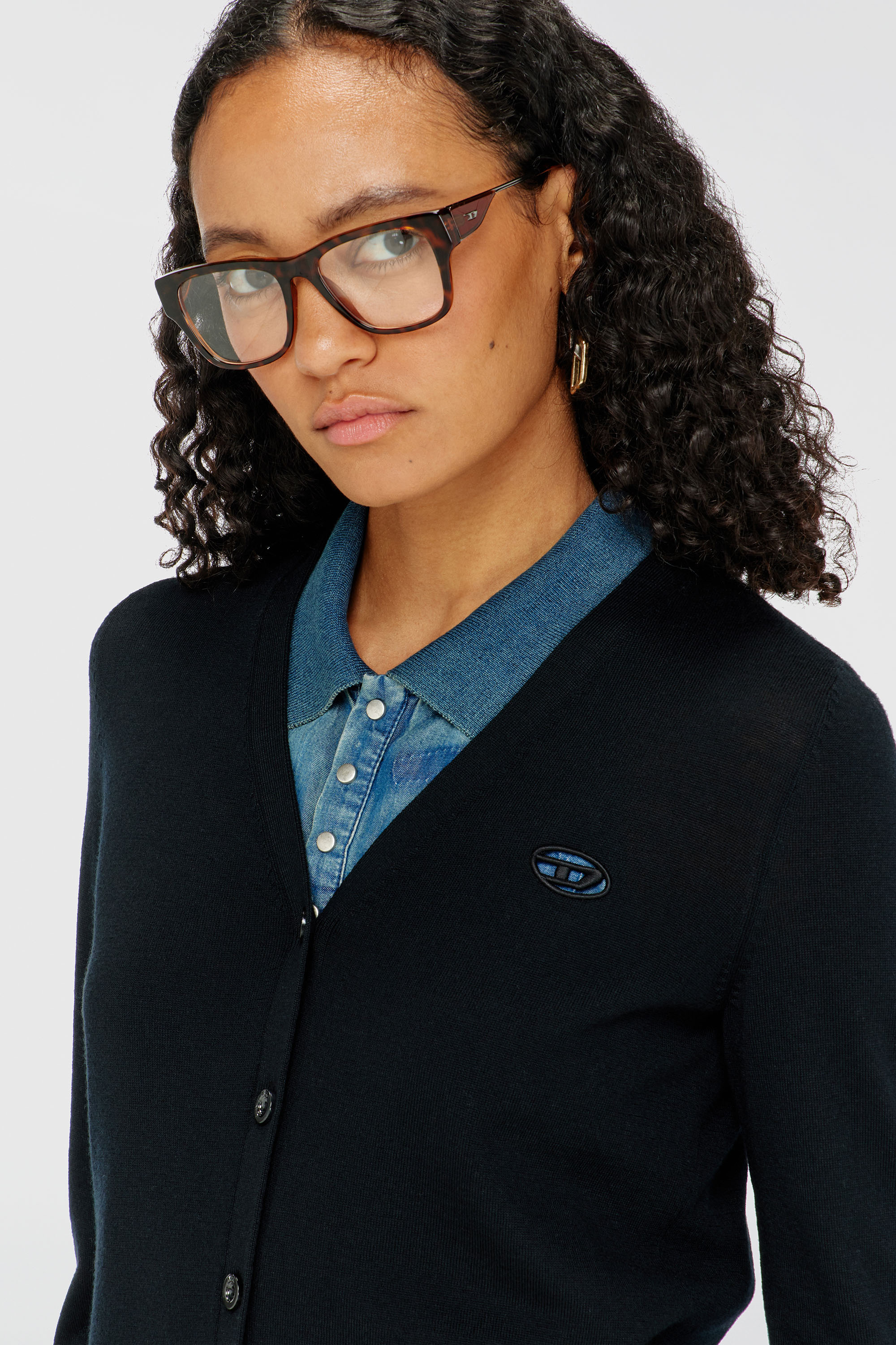 Diesel - M-ALIMA, Cardigan en laine avec logo cut-out Femme in Noir - 5