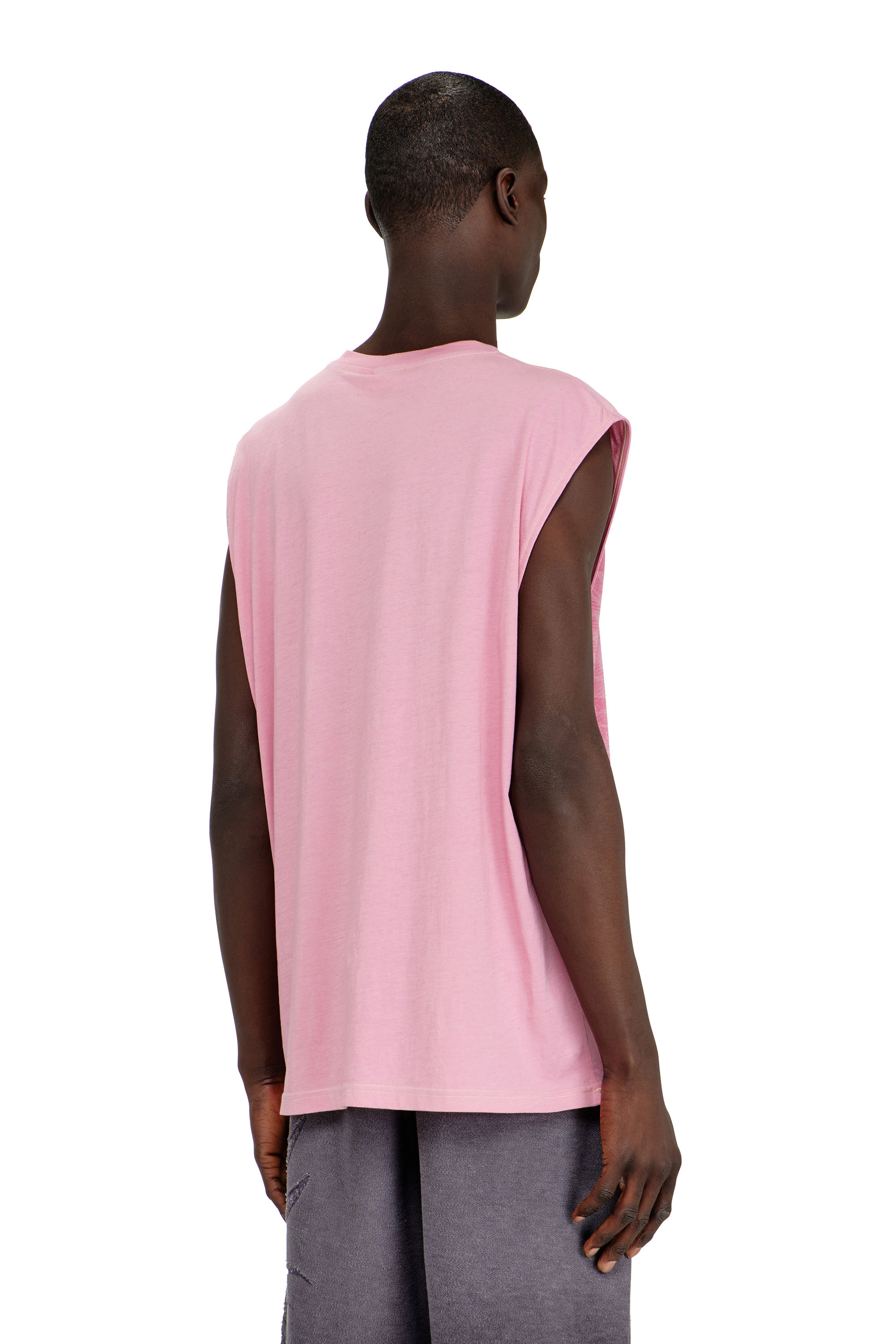 Diesel - T-BOXT-SL-NOTCH, D&eacute;bardeur en coton avec motif ton sur ton Homme in Rose - 4