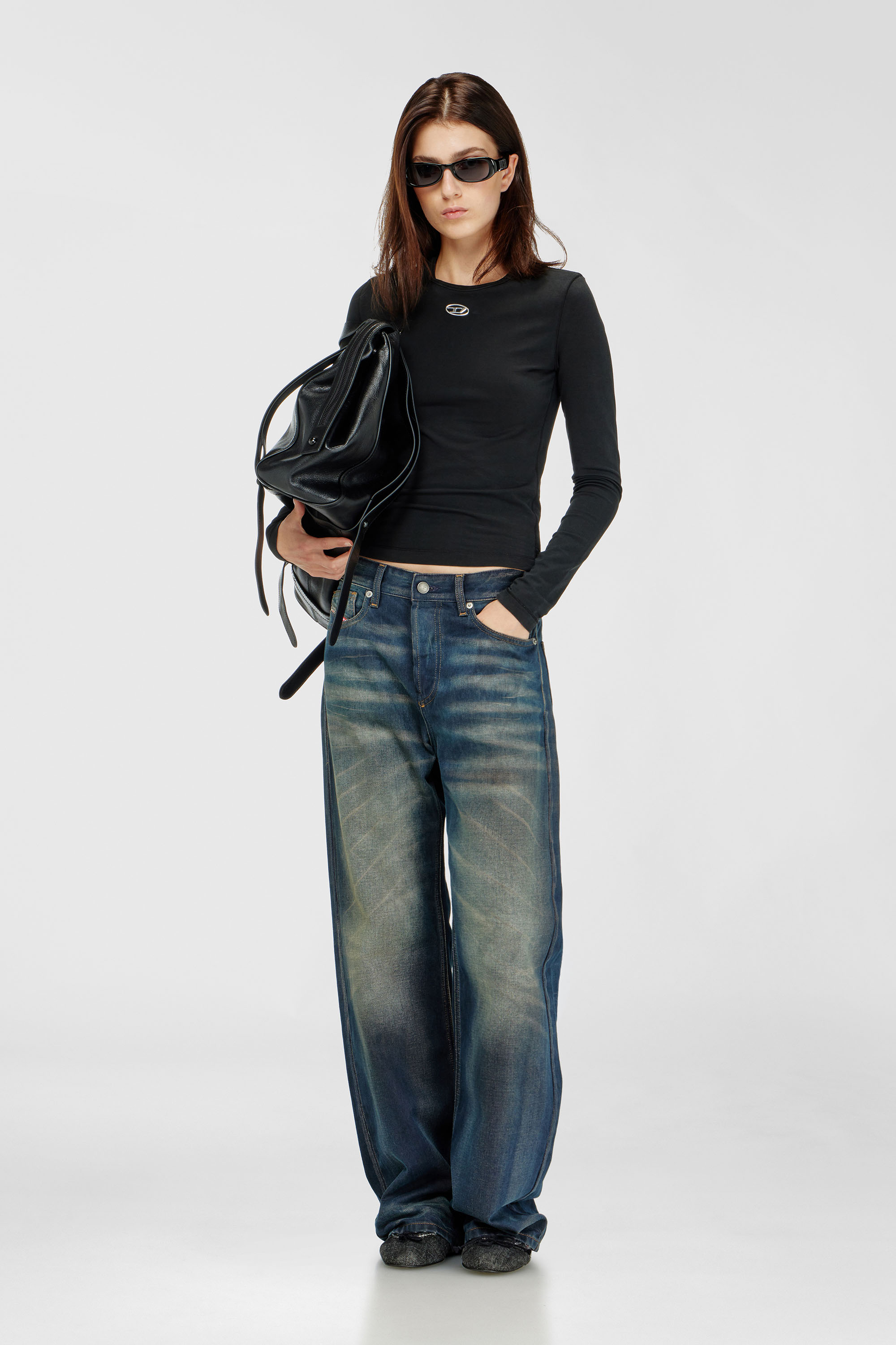 Diesel - Woman's Relaxed Jeans 1990 D-Waigee 09R09, Dark Blue - 1