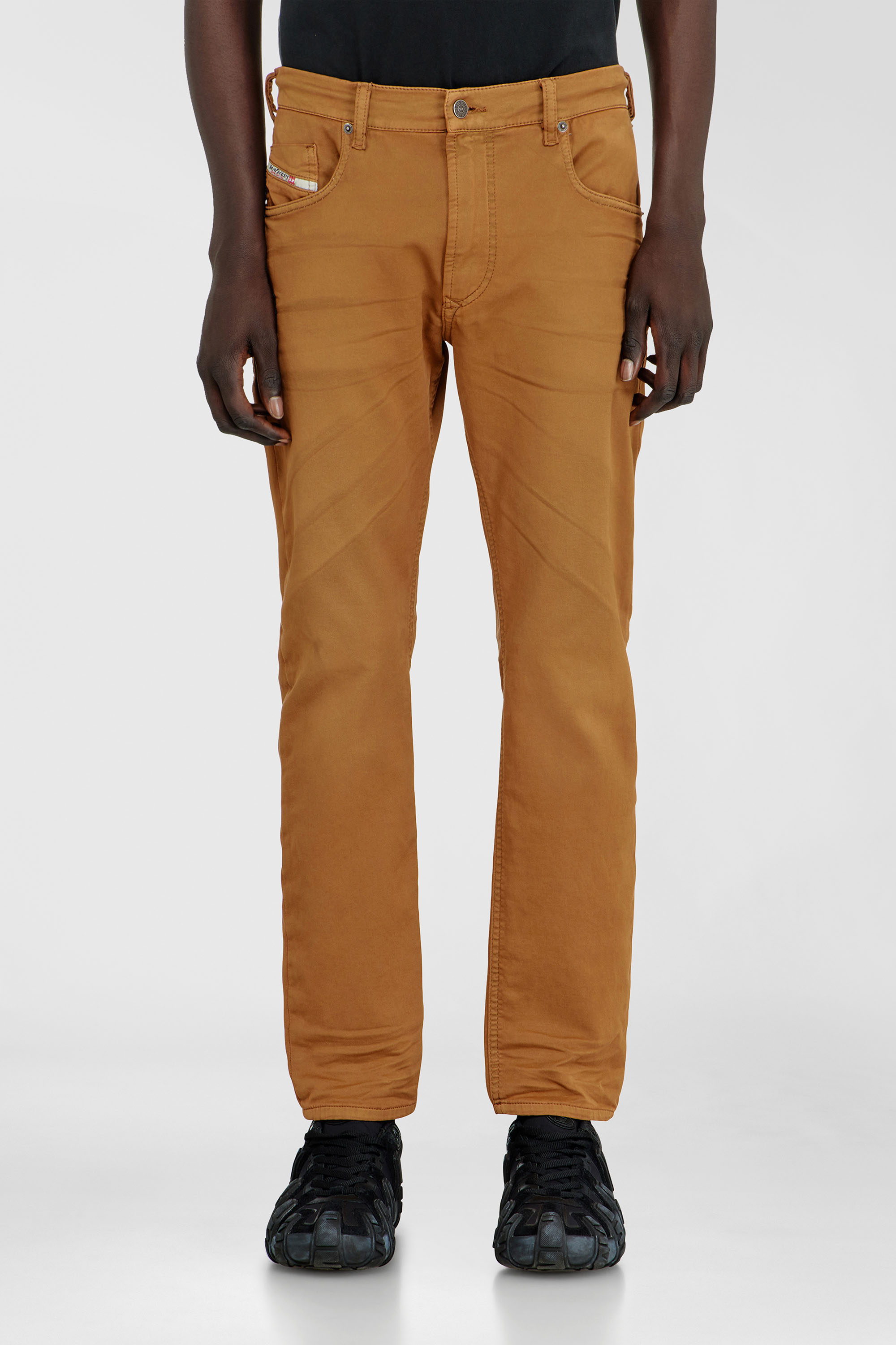 Diesel - Regular 2032 D-Krooley-BW Joggjeans&reg; 0670M Homme, Camel - Image 2