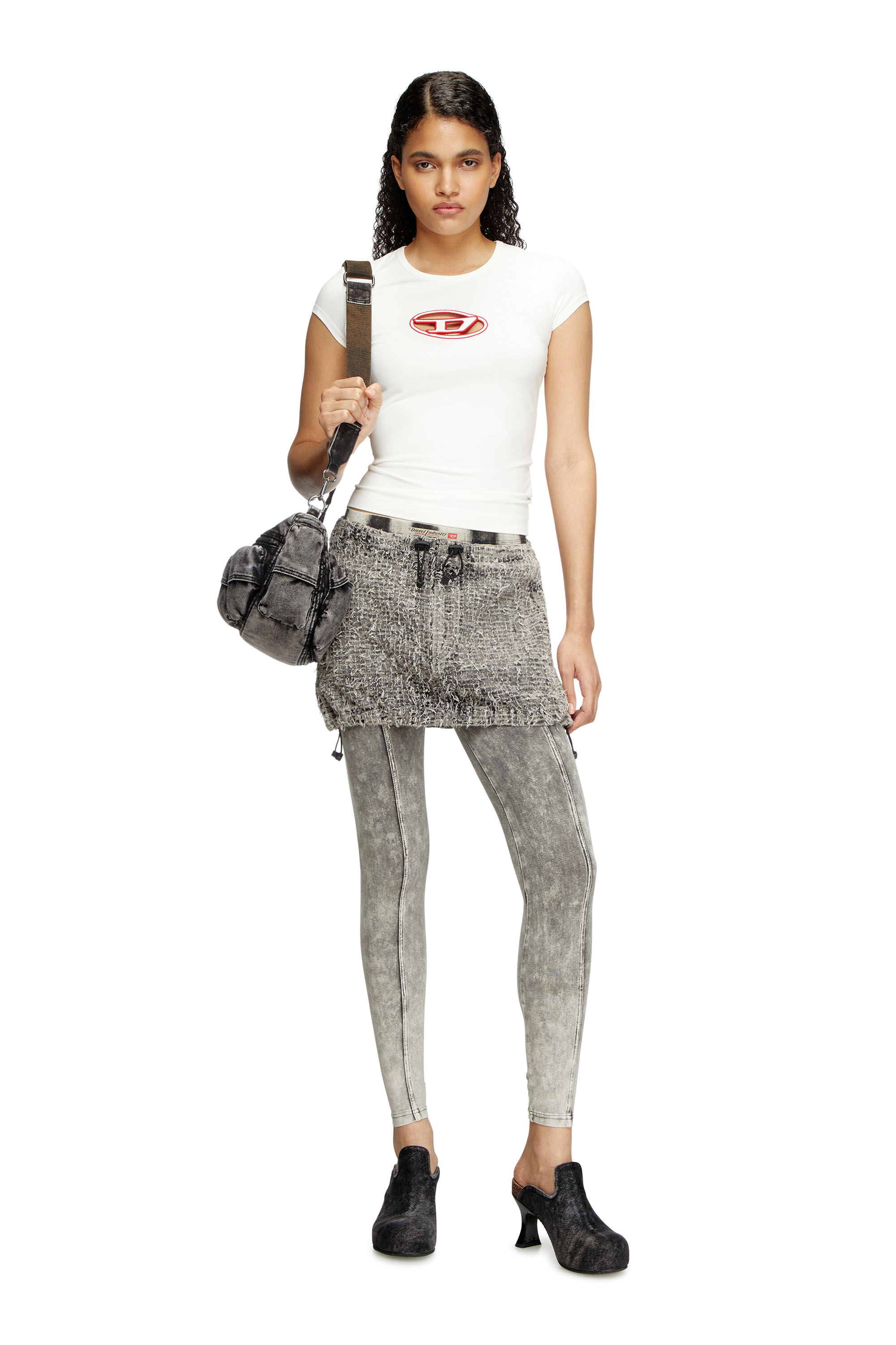 Diesel - T-ANGIE, T-shirt avec logo peek-a-boo Femme in Polychrome - 1