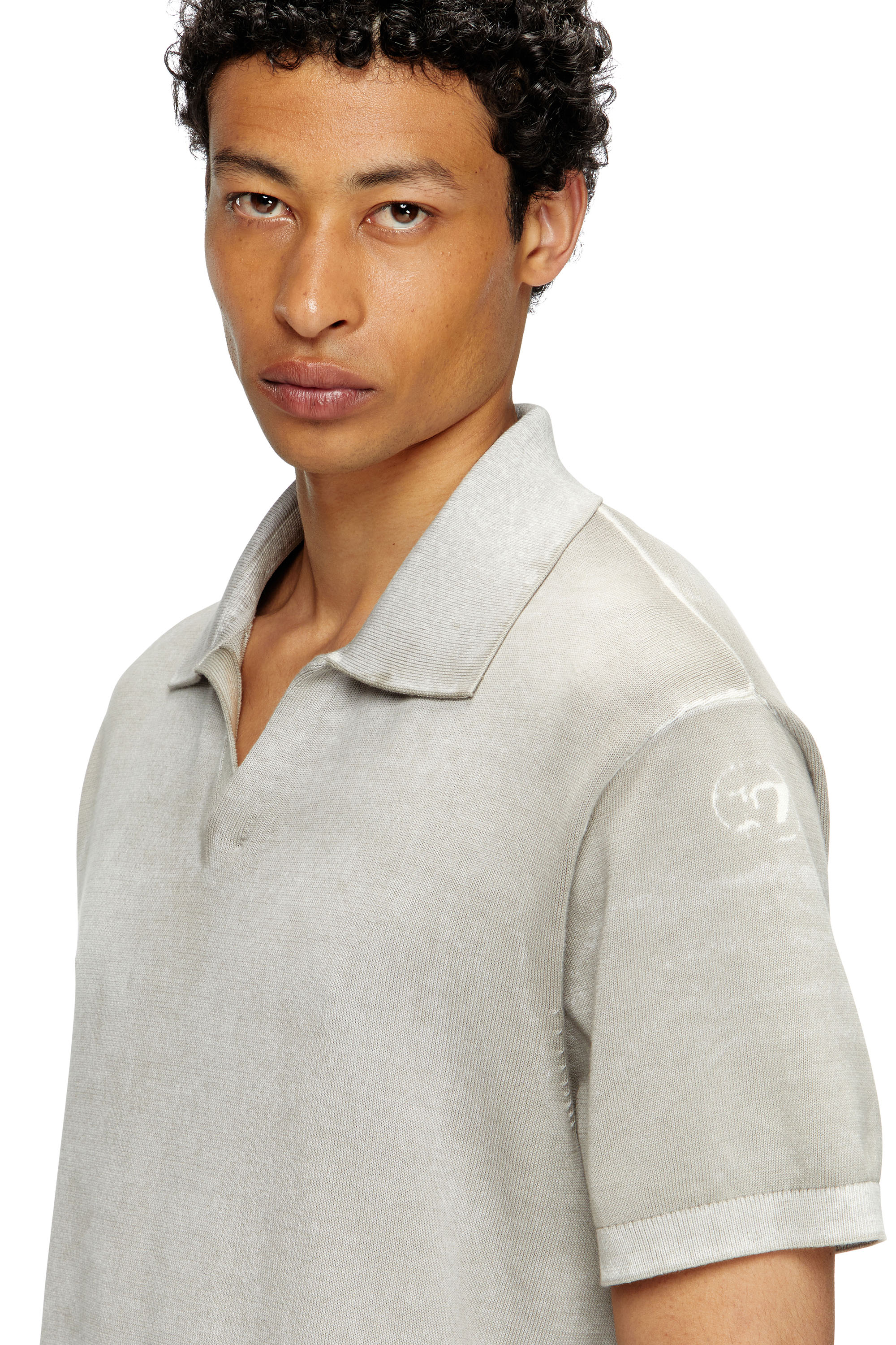 Diesel - K-LORENZO-SS, Pull polo à manches courtes avec imprimé inversé Homme in Gris - 5