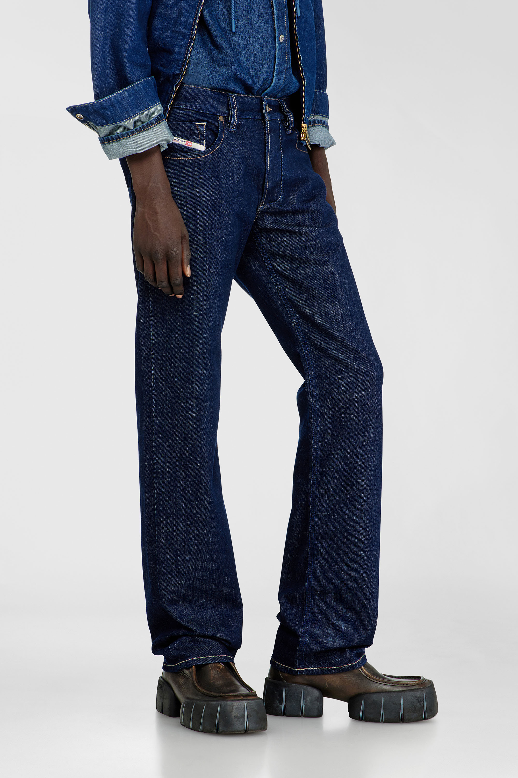 Diesel - Regular Jeans 1985 Larkee 007EQ Homme, Bleu Fonc&eacute; - Image 7