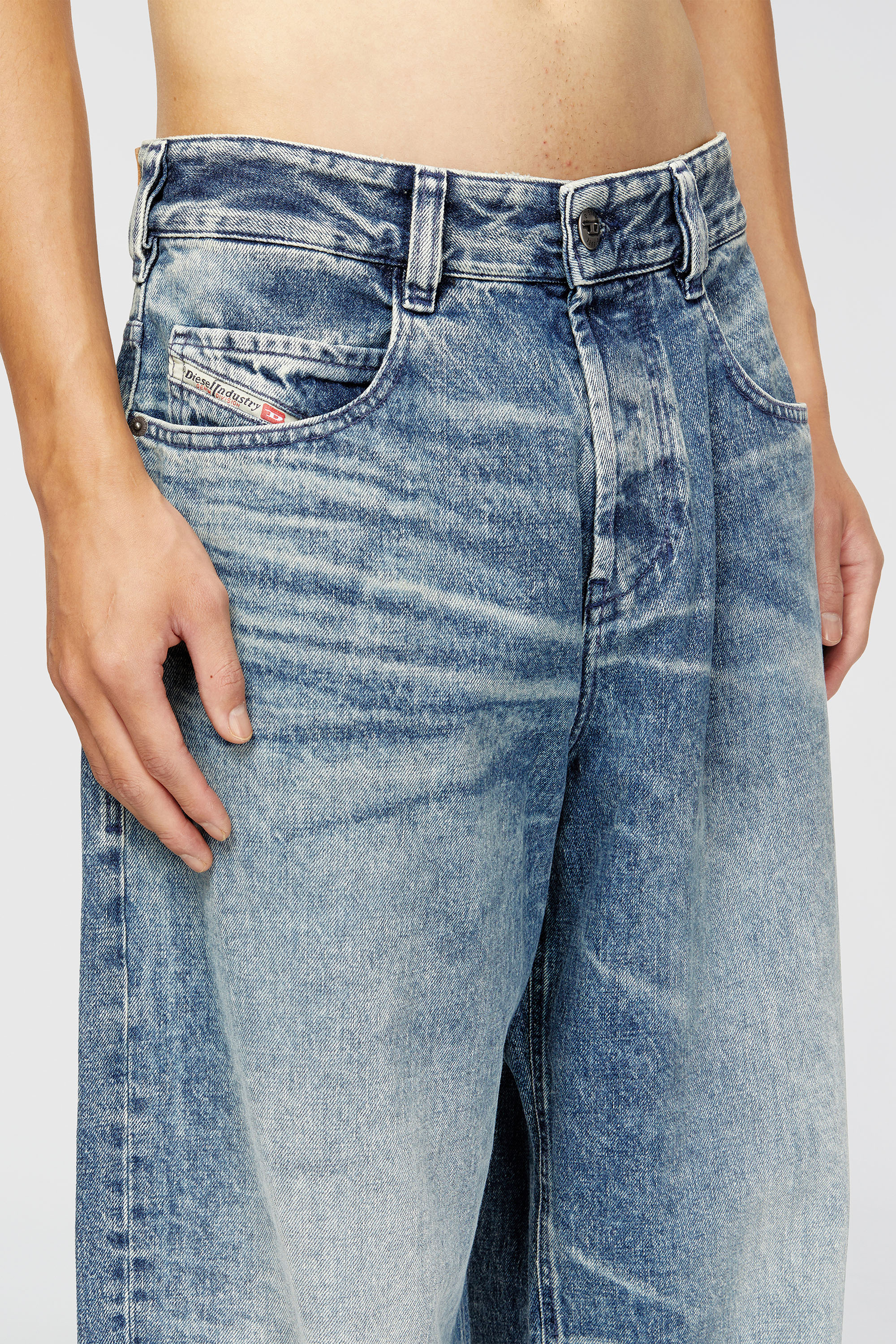 Diesel - Relaxed Jeans 1997 D-Enim 007DA Mixte, Bleu Clair - Image 7