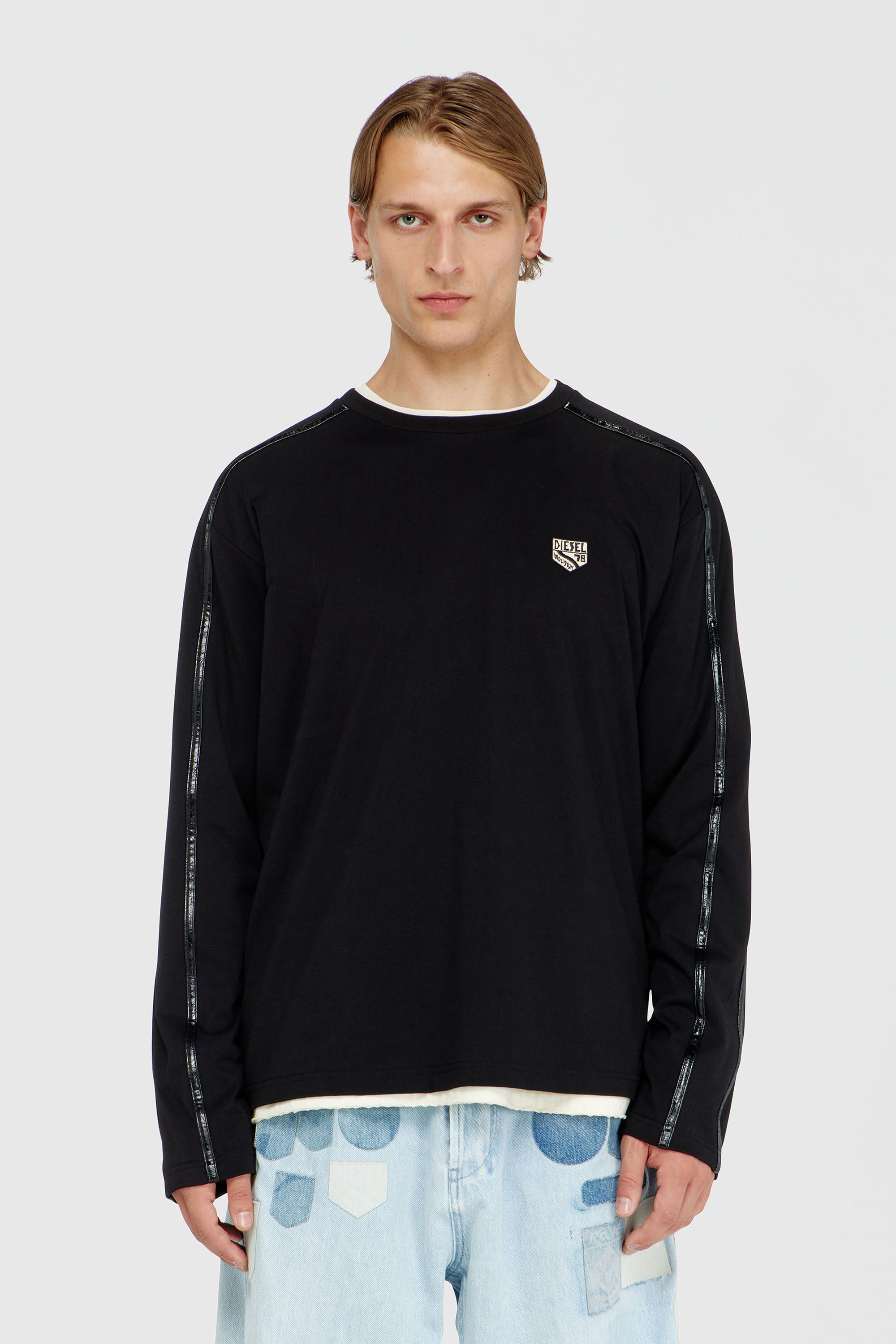 Diesel - T-NORM-LS-FL, T-shirt &agrave; manches longues avec finitions ton sur ton Homme in Noir - 1