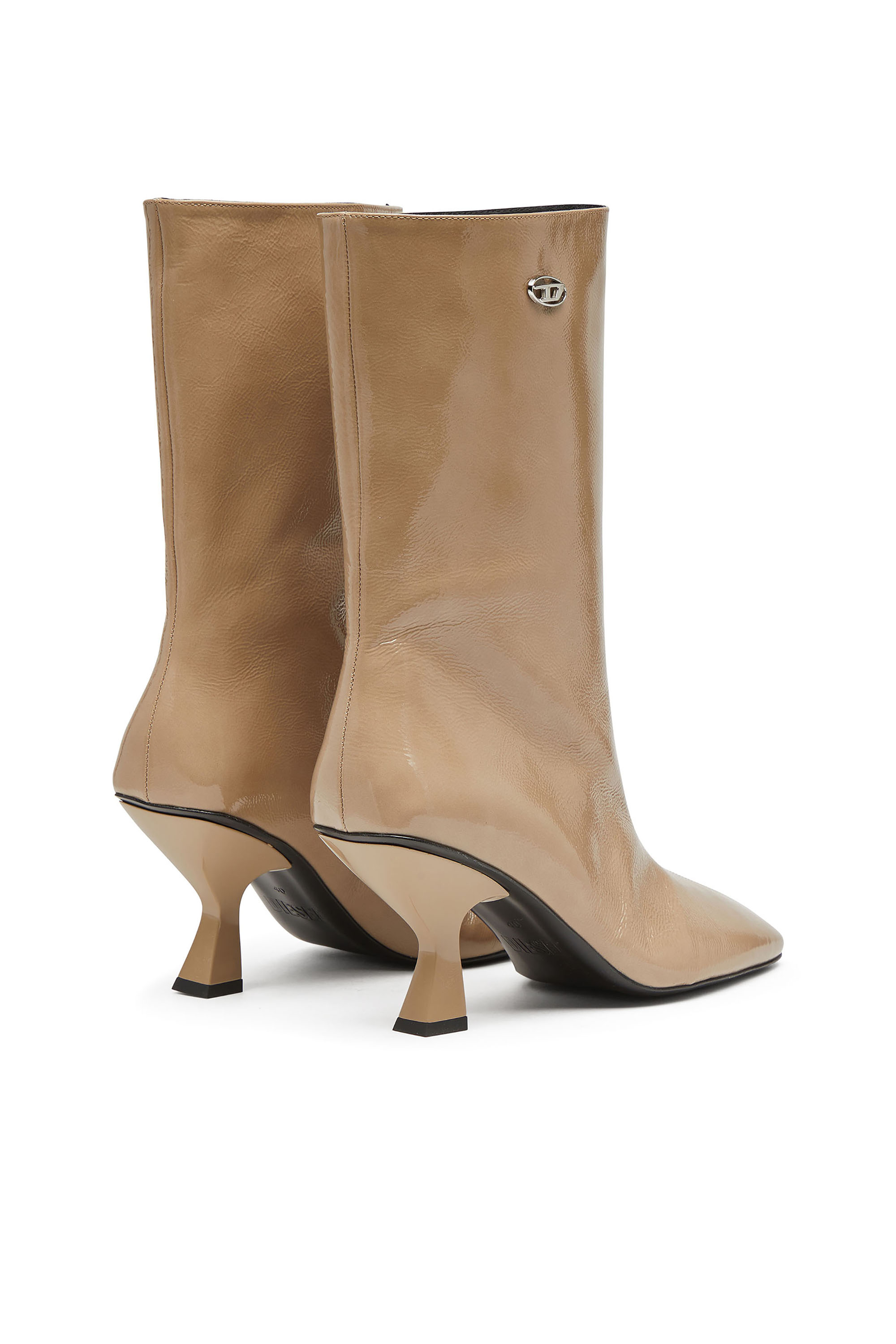 Diesel - D-AMBER TUBE 75, D-Amber-Bottes à cheville à bout carré couleur avec effet naplak Femme in Beige - 3