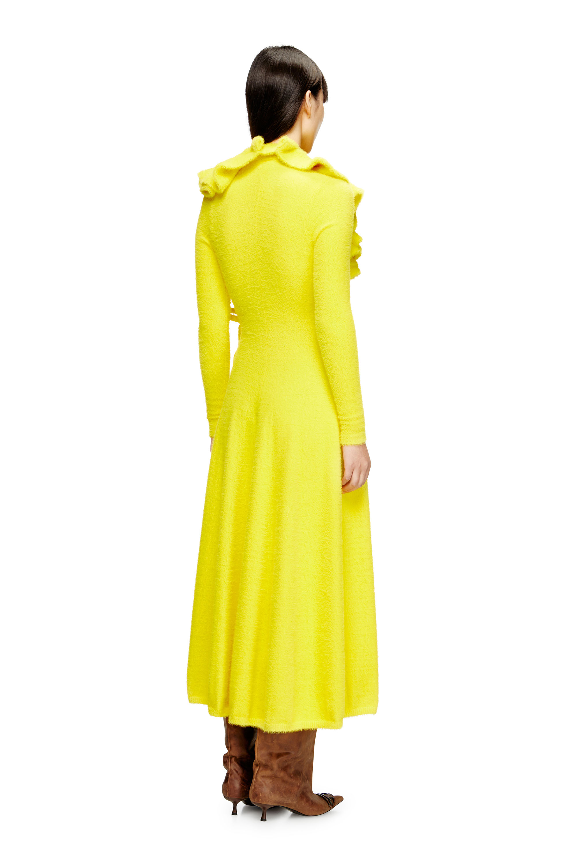 Diesel - M-INGELINA, Robe midi duveteuse et encolure ondulée Femme in Jaune - 4