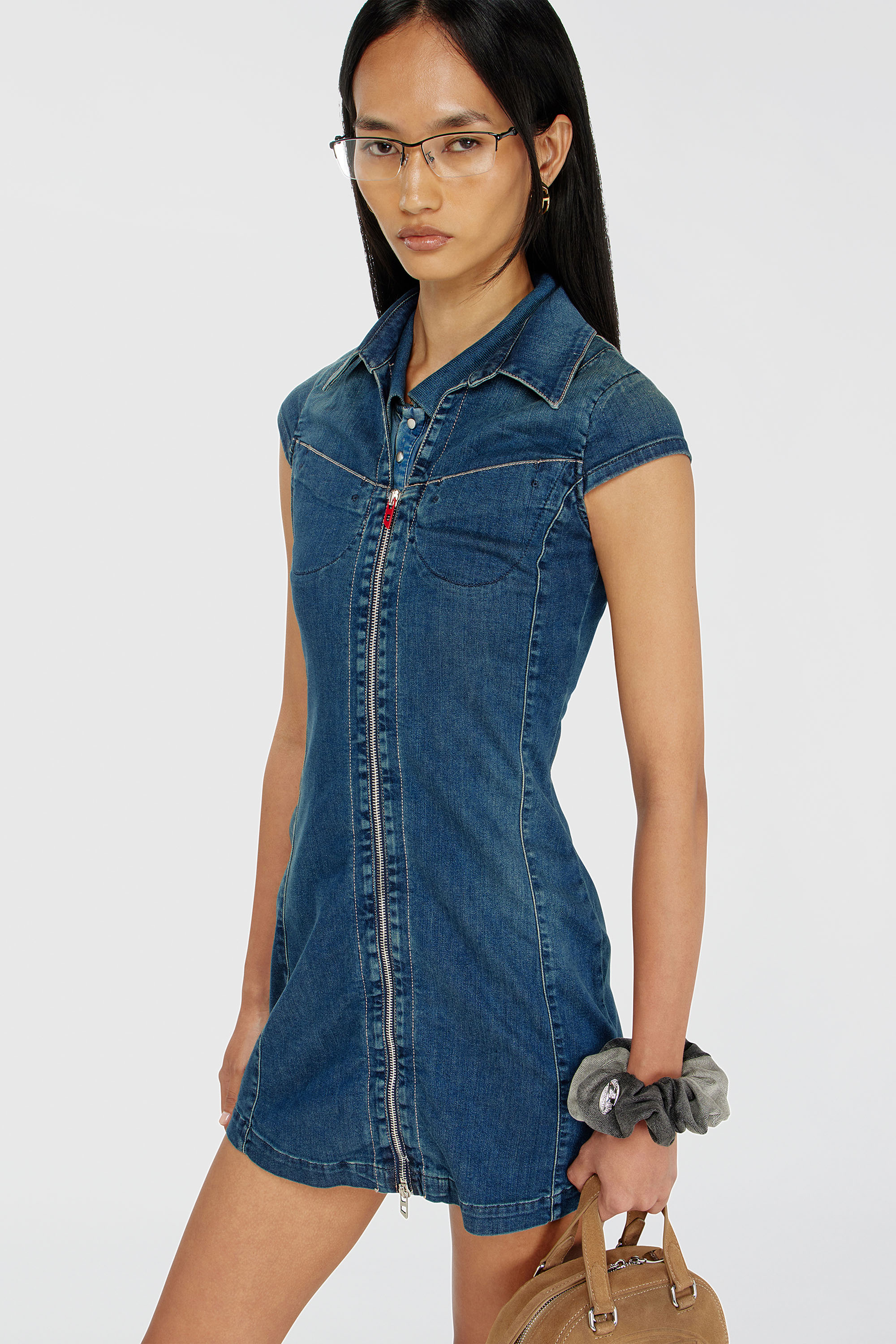 Diesel - DE-LORVYN-S, Robe-chemise en denim avec zip int&eacute;gral Femme in Bleu - 5