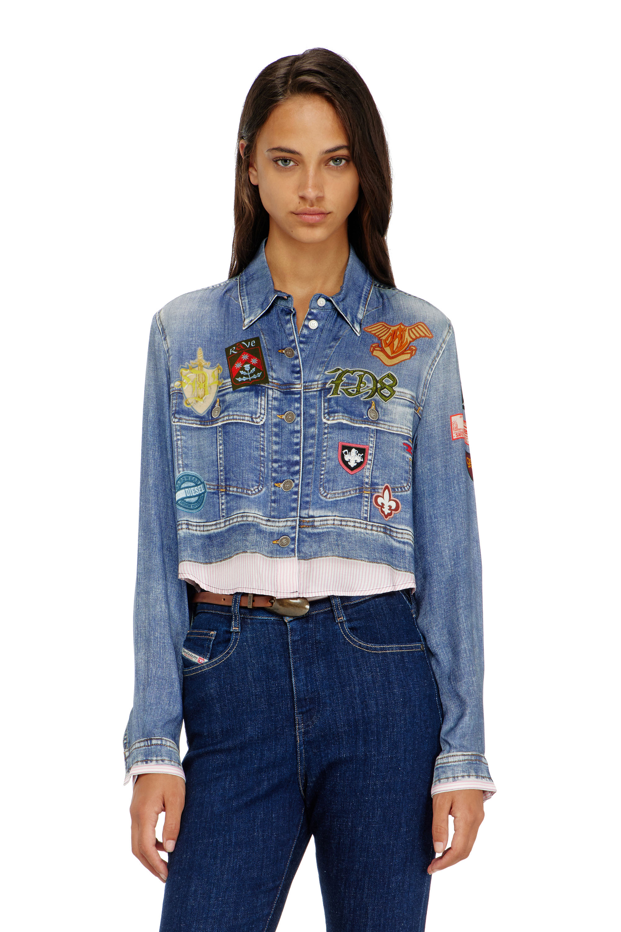 Diesel - C-LONE, Chemise cropped en satin &agrave; imprim&eacute; trompe-l&rsquo;&oelig;il denim Femme in ToBeDefined - 1