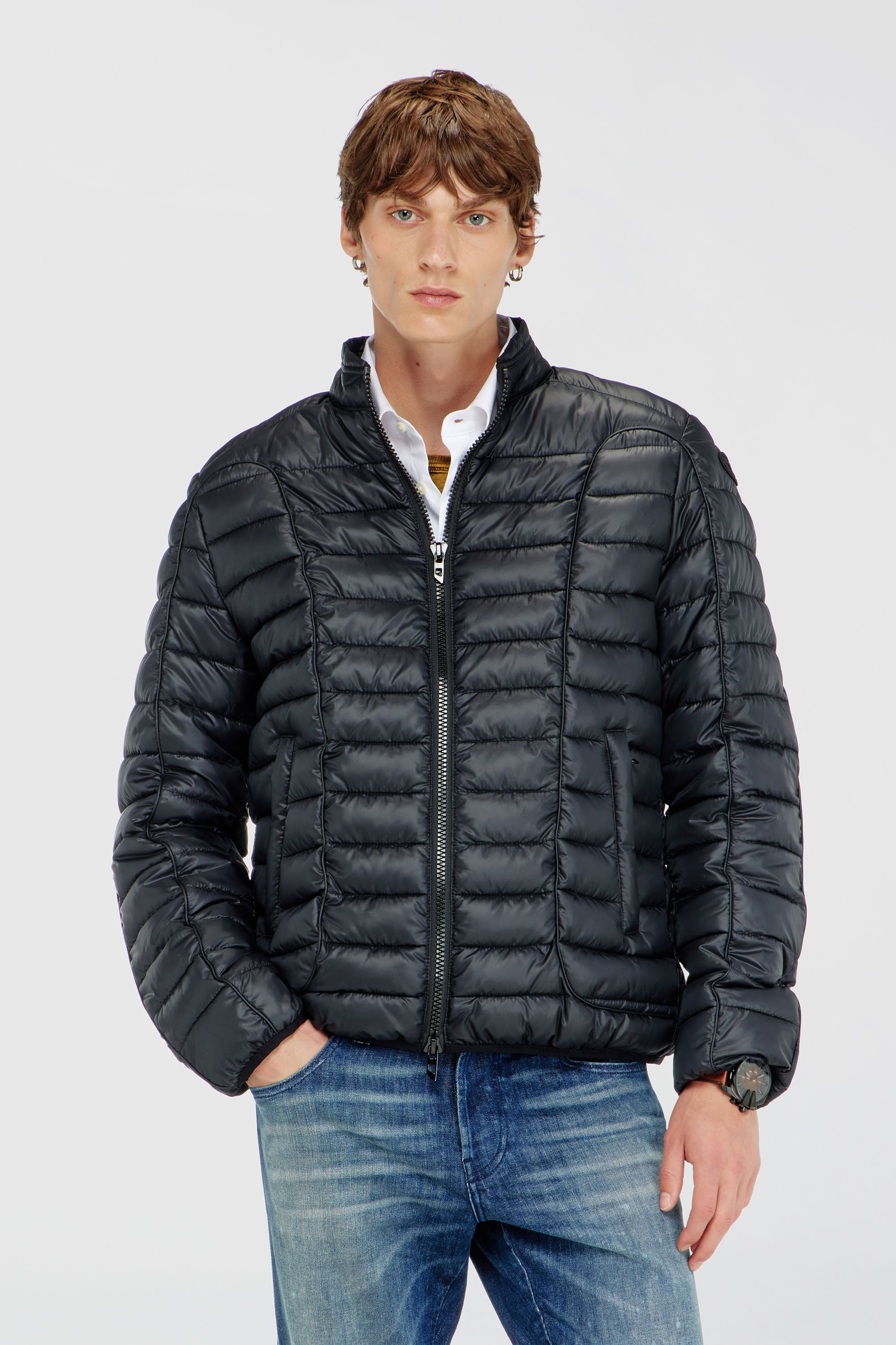 Diesel - W-PILOT-WRD, Blouson matelass&eacute; style biker avec passepoil ton sur ton Homme in Noir - 1