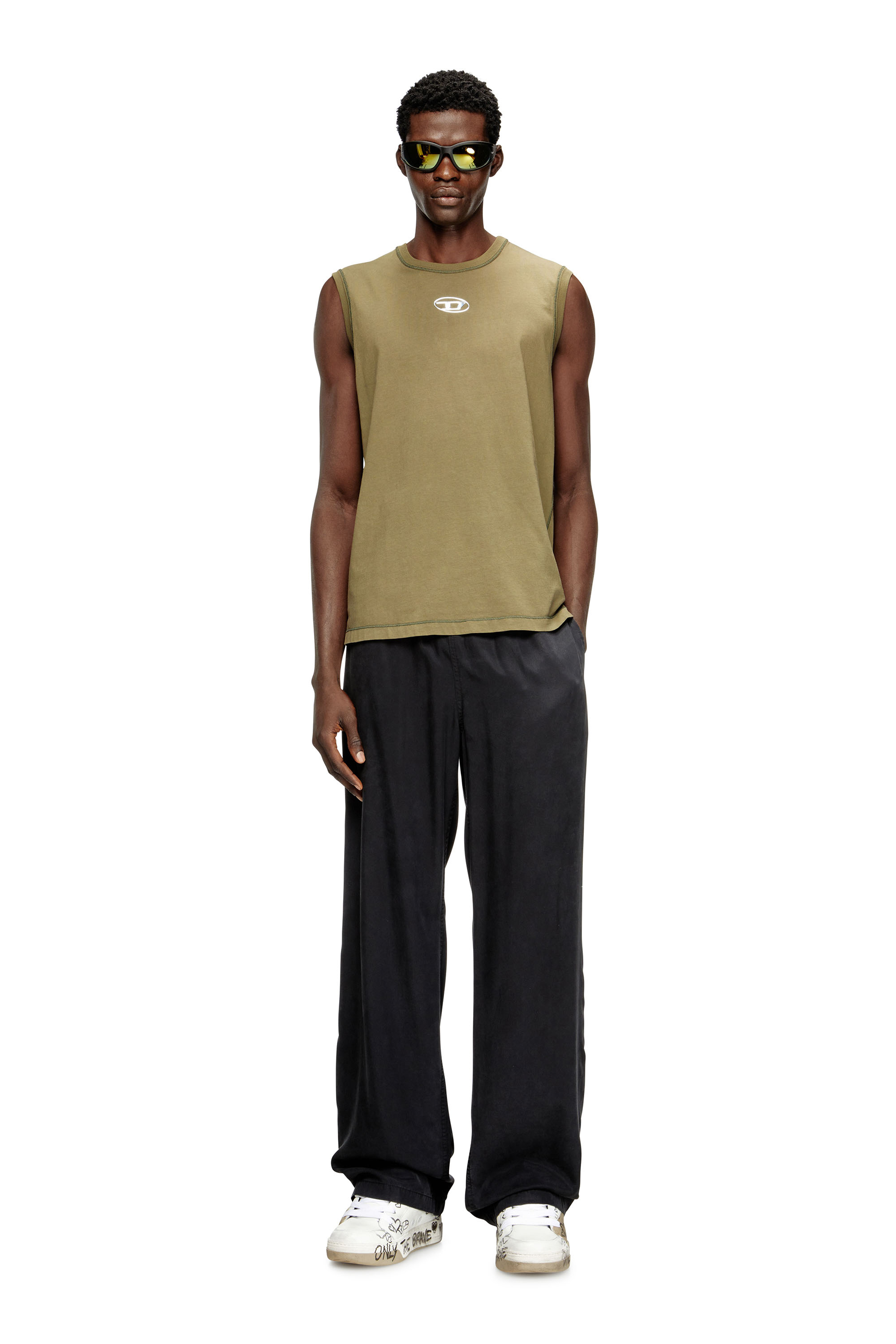 Diesel - T-BISCO-IOD, Haut en coton sans manches avec Ovale D métallique Homme in Vert - 1