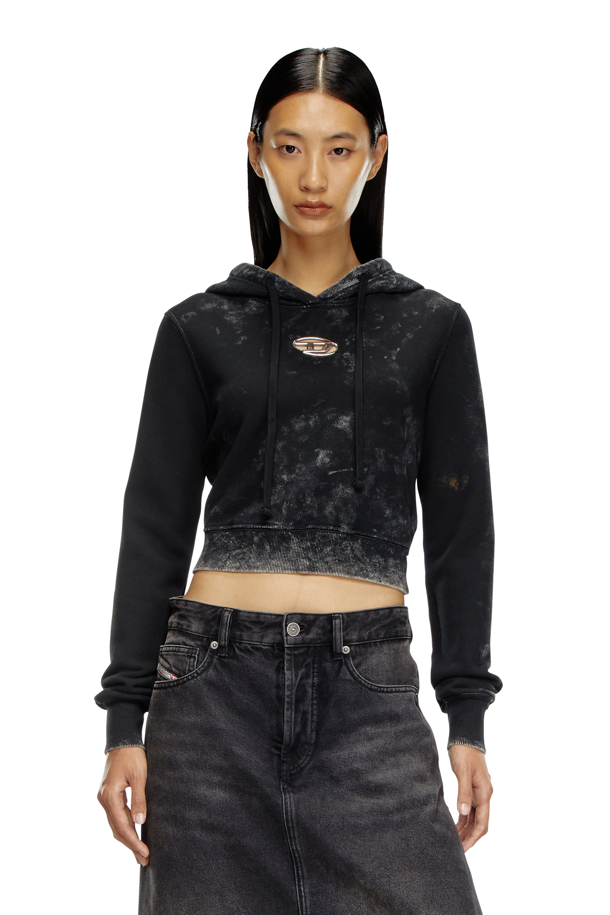 Diesel - F-SLIMMY-HOOD-P5, Femme Sweat-shirt à capuche délavé avec logo en métal in Noir - Image 1