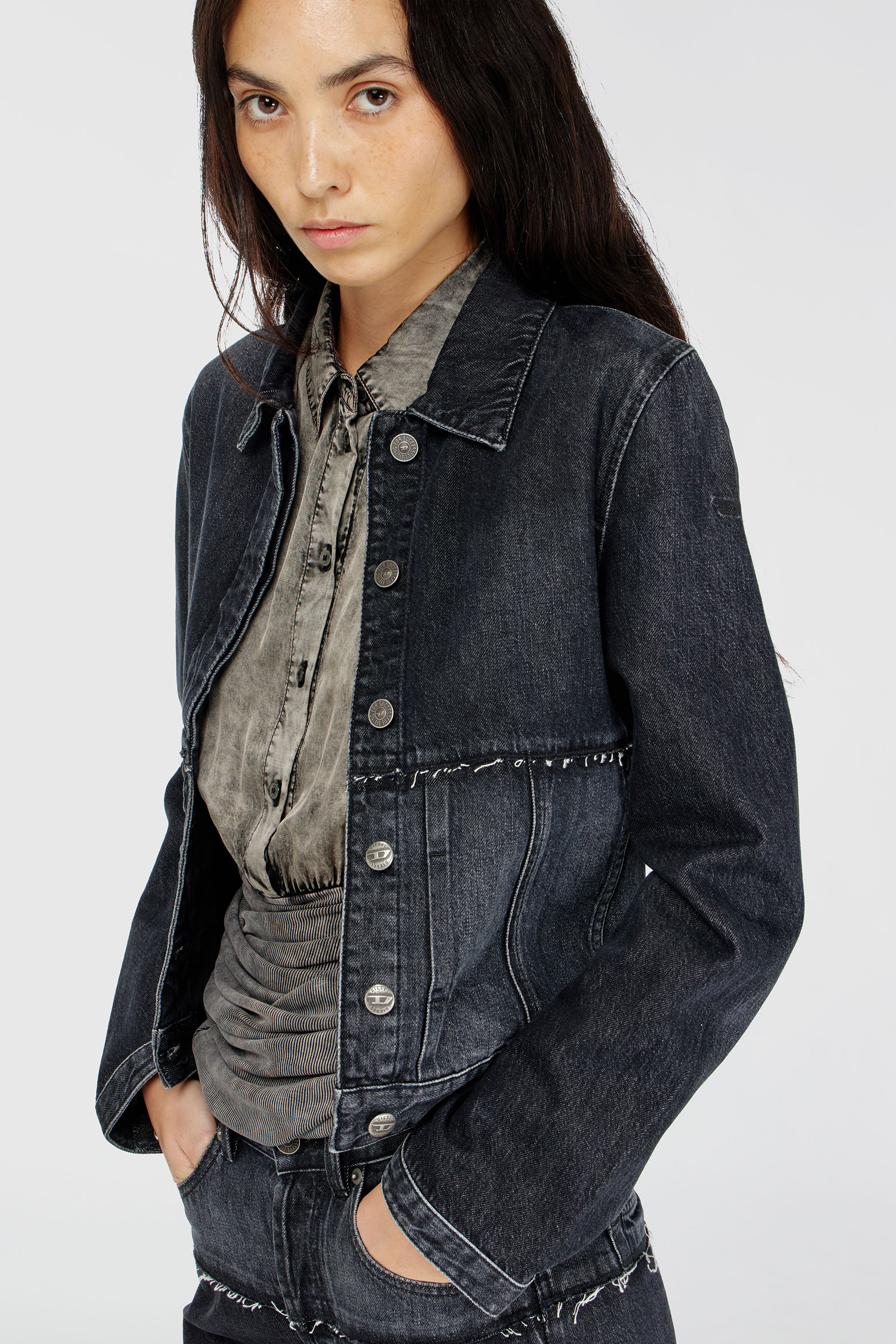 Diesel - DE-KATO-SE, Jacket in sectioned denim Femme in Noir - 5