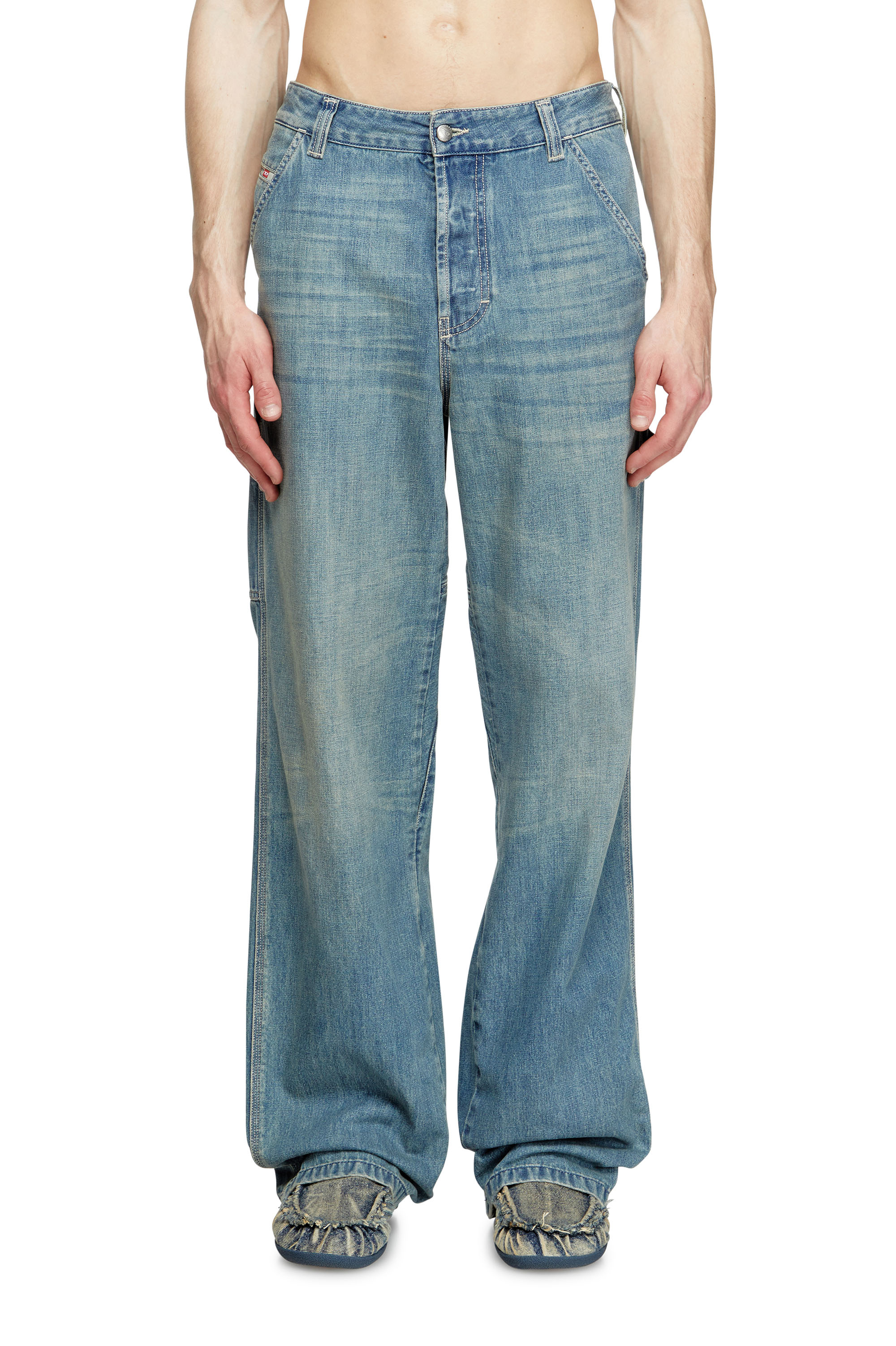 Diesel - Relaxed Jeans D-Livery 068SK Homme, Bleu Clair - Image 2