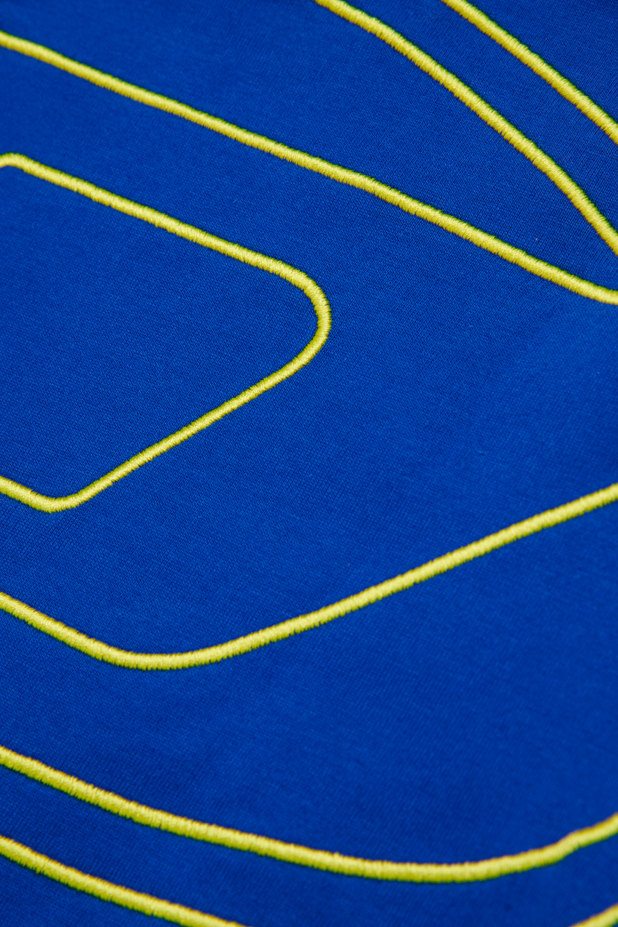 Diesel - TBOGGYMEGOVALD OVER, T-shirt avec mega broderie Oval D Homme in Bleu - 4