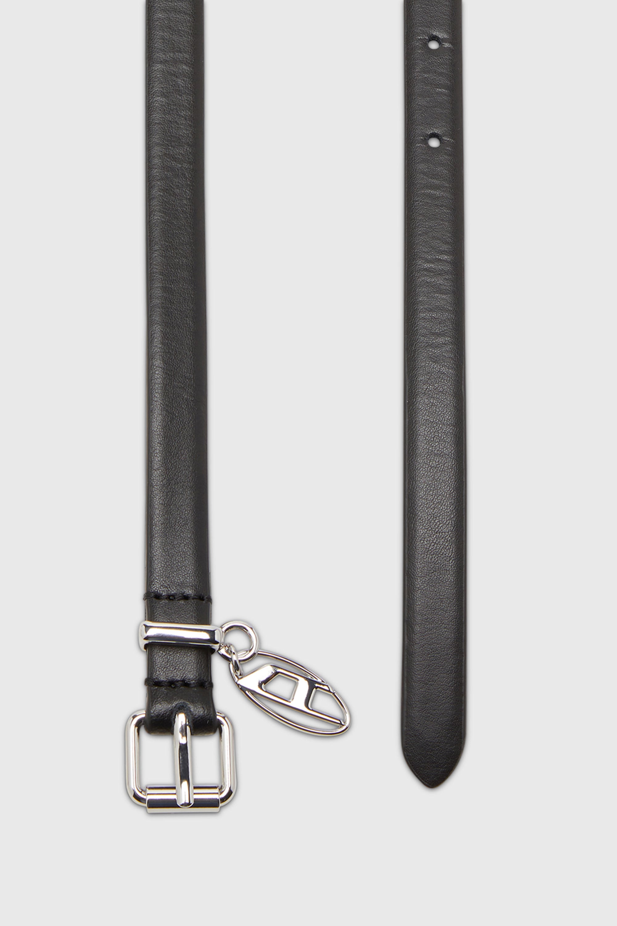Diesel - B-CHARM-OVAL D, Ceinture 1.5 cm fine en cuir avec charme Oval D Femme in Noir - 2