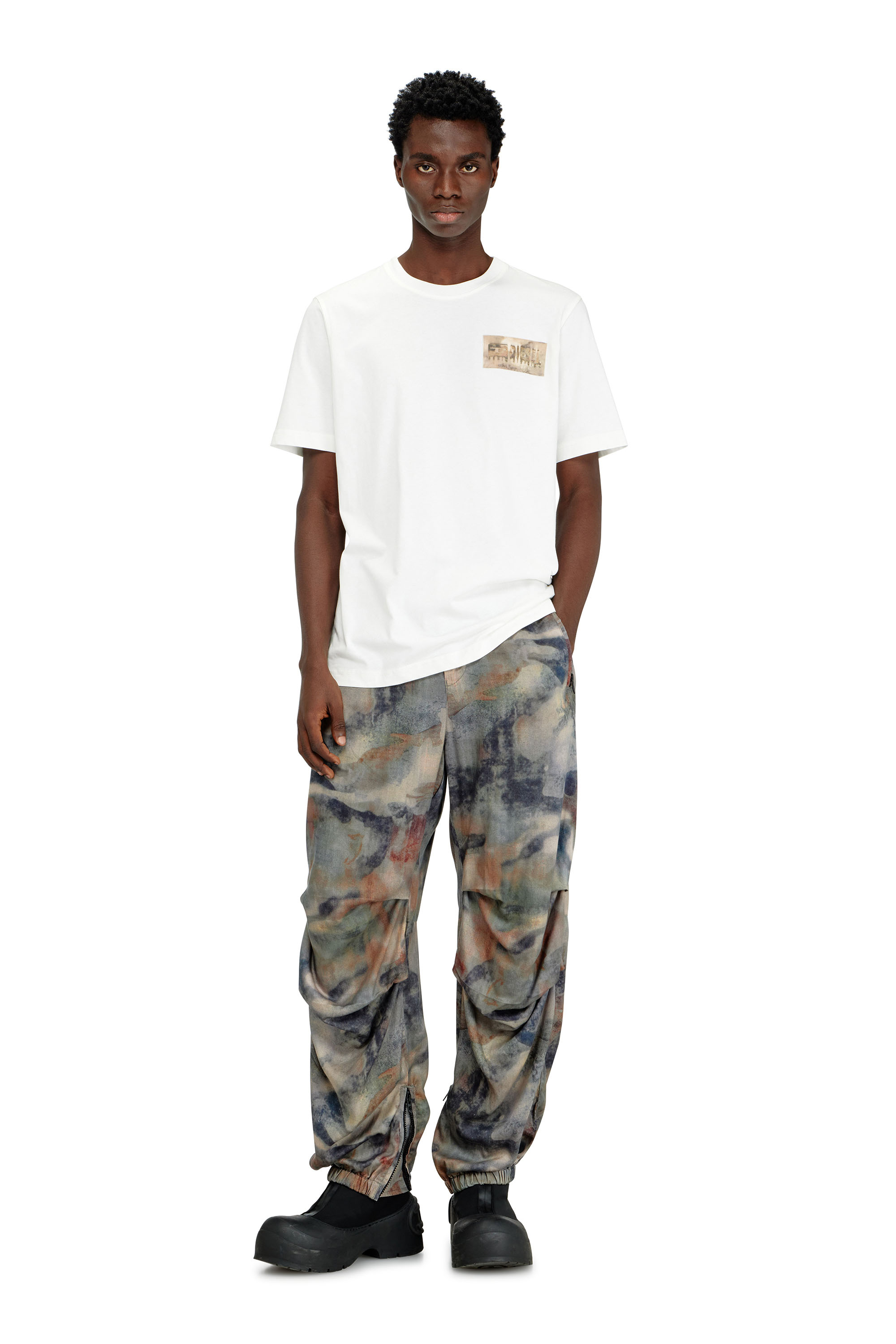 Diesel - T-ADJUST-V4, T-shirt avec empi&egrave;cement camouflage Homme in Blanc - 2