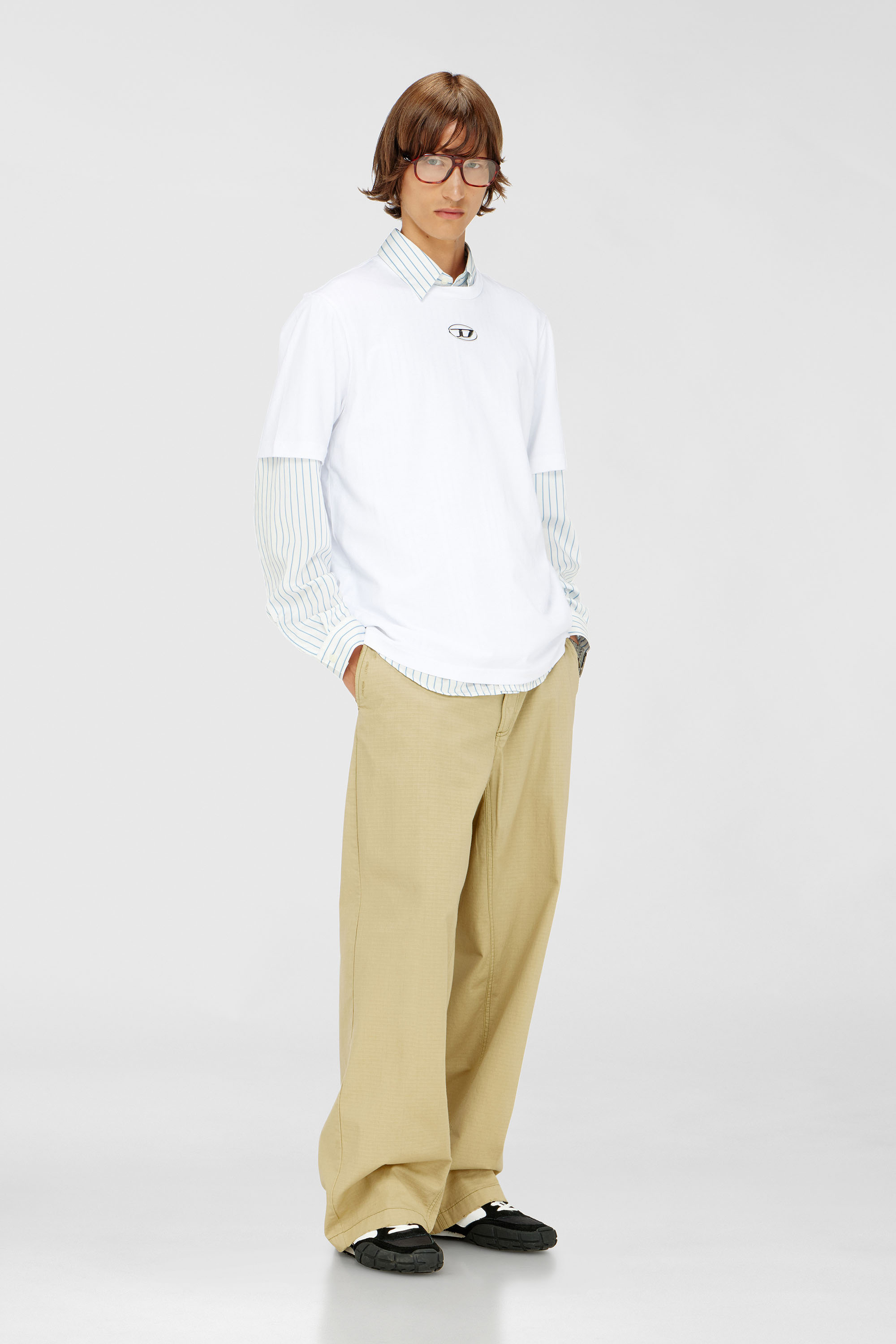 Diesel - T-ADJUST-OD, T-shirt avec logo Oval D m&eacute;tallis&eacute; Homme in Blanc - 1