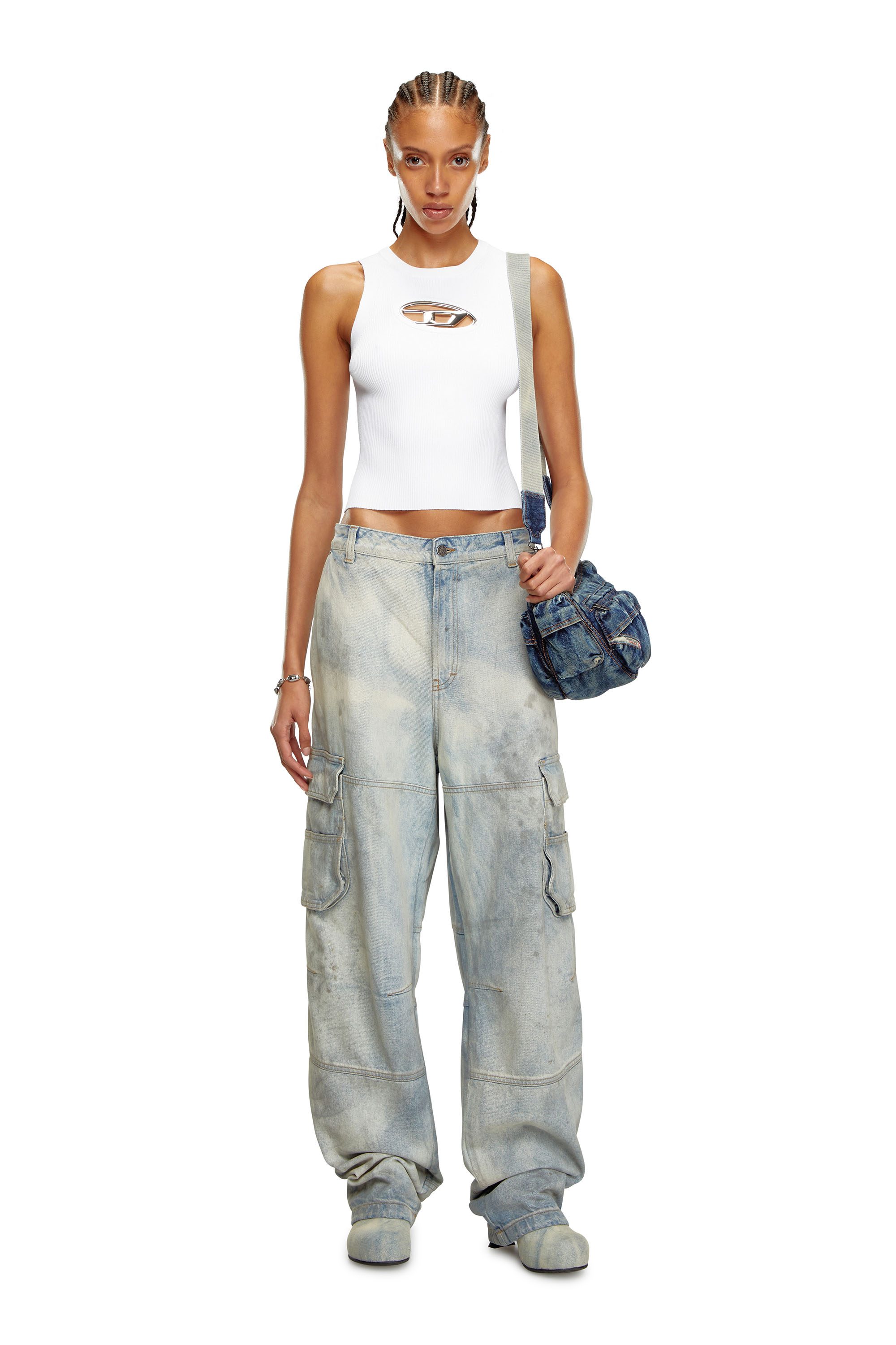 Diesel - M-ONERVA-TOP, Top en maille cut-out avec plaque &agrave; logo Femme in Blanc - 1