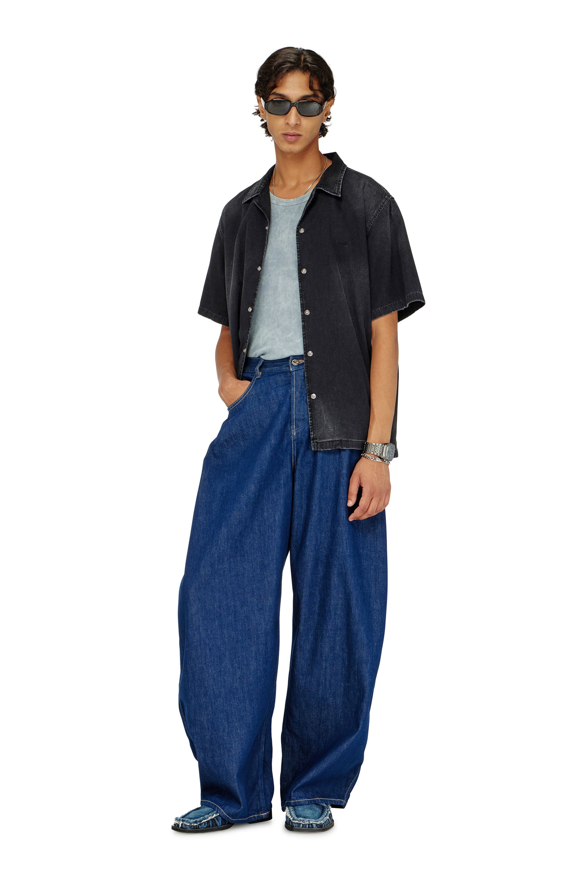 Diesel - D-NABIL-D, Chemise &agrave; manches courtes en denim Homme in Noir - 2