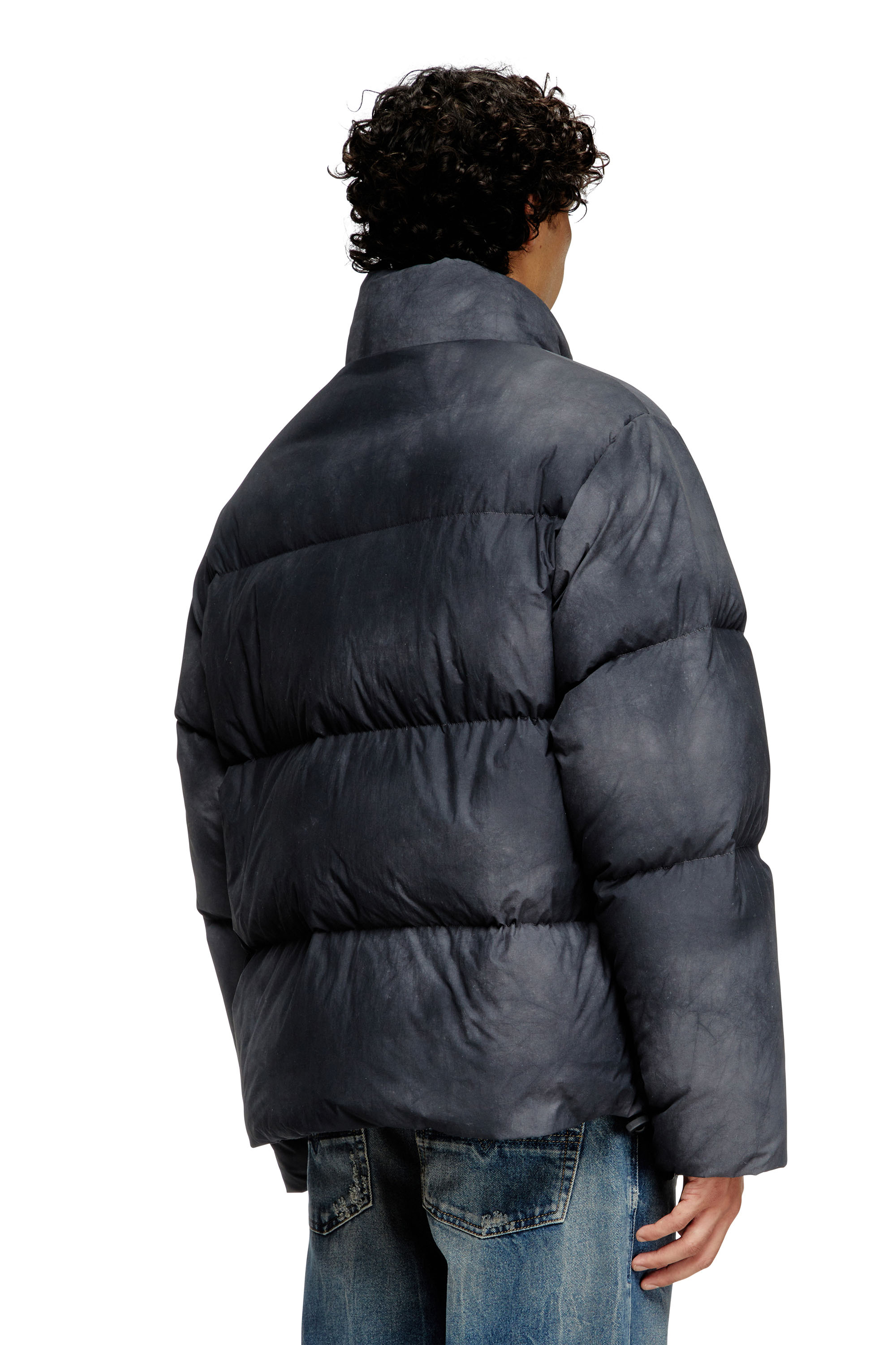 Diesel - W-RAVEEL, Veste doudoune à capuche en nylon effet irrégulier Homme in Noir - 4