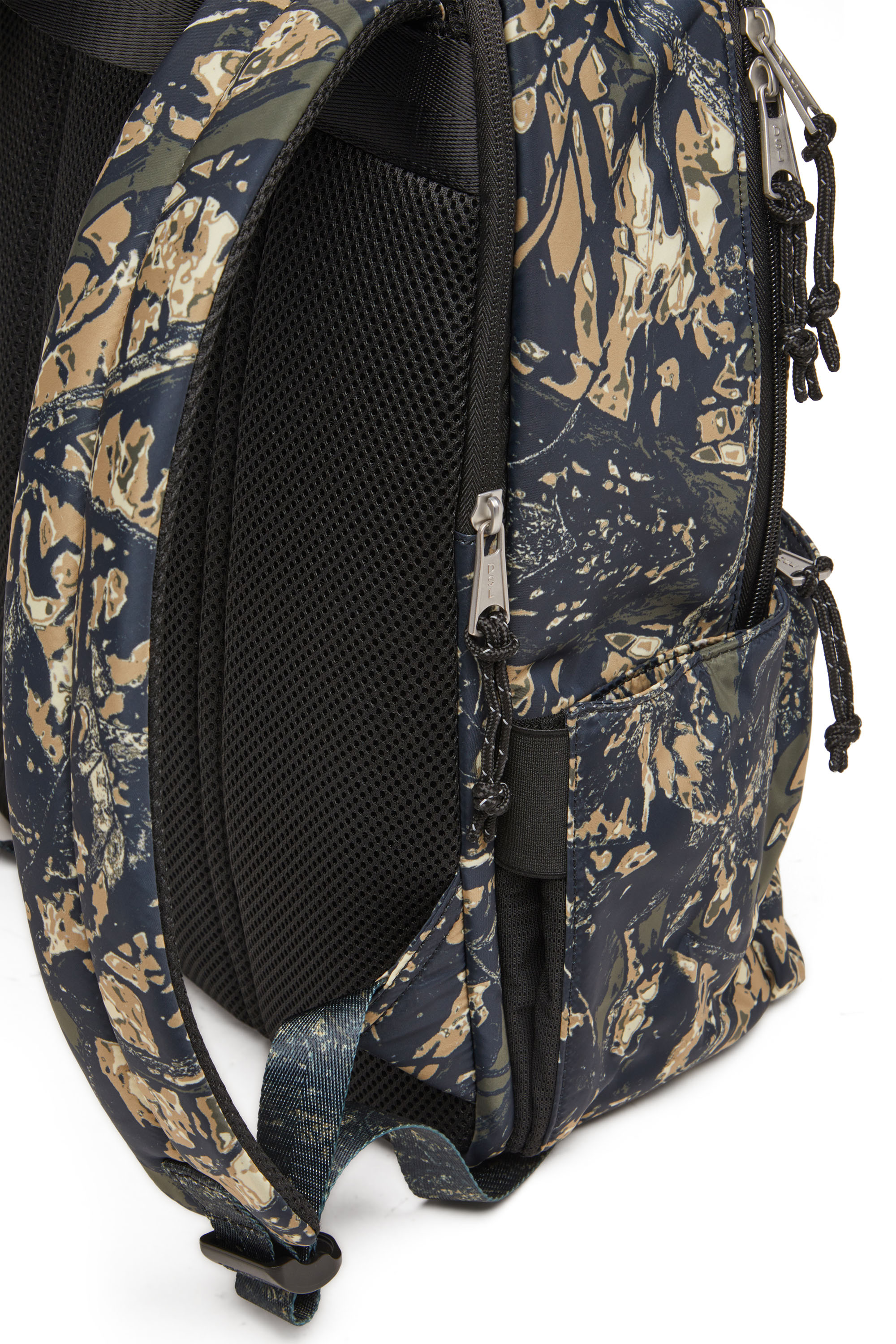 Diesel - D-PACK BACKPACK X, Backpack in camo-print fabric Mixte in Vert - 5