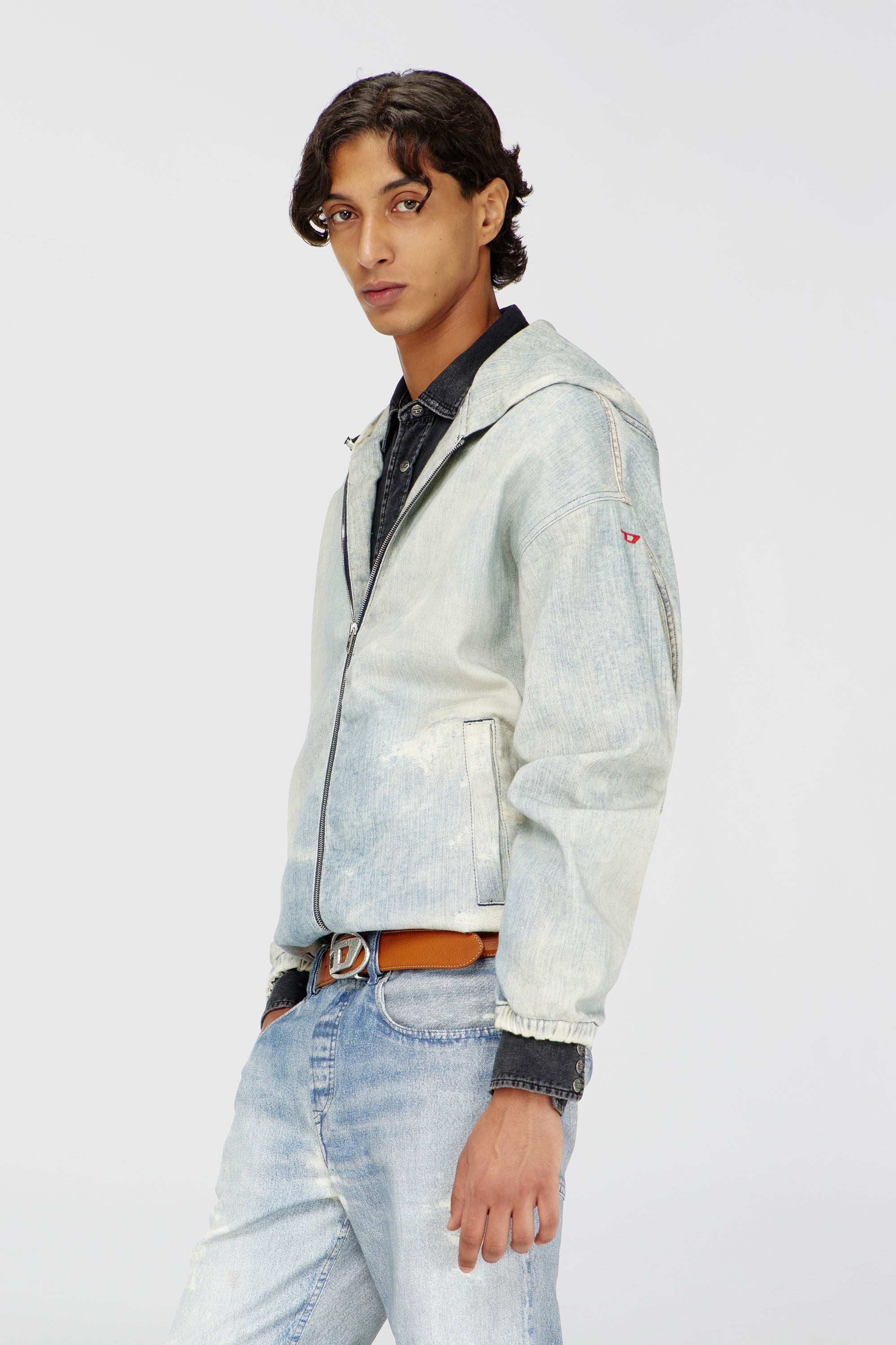 Diesel - D-WYNNY JOGG, Hooded JoggJeans veste effet trompe-l&rsquo;&oelig;il Homme in Bleu - 1