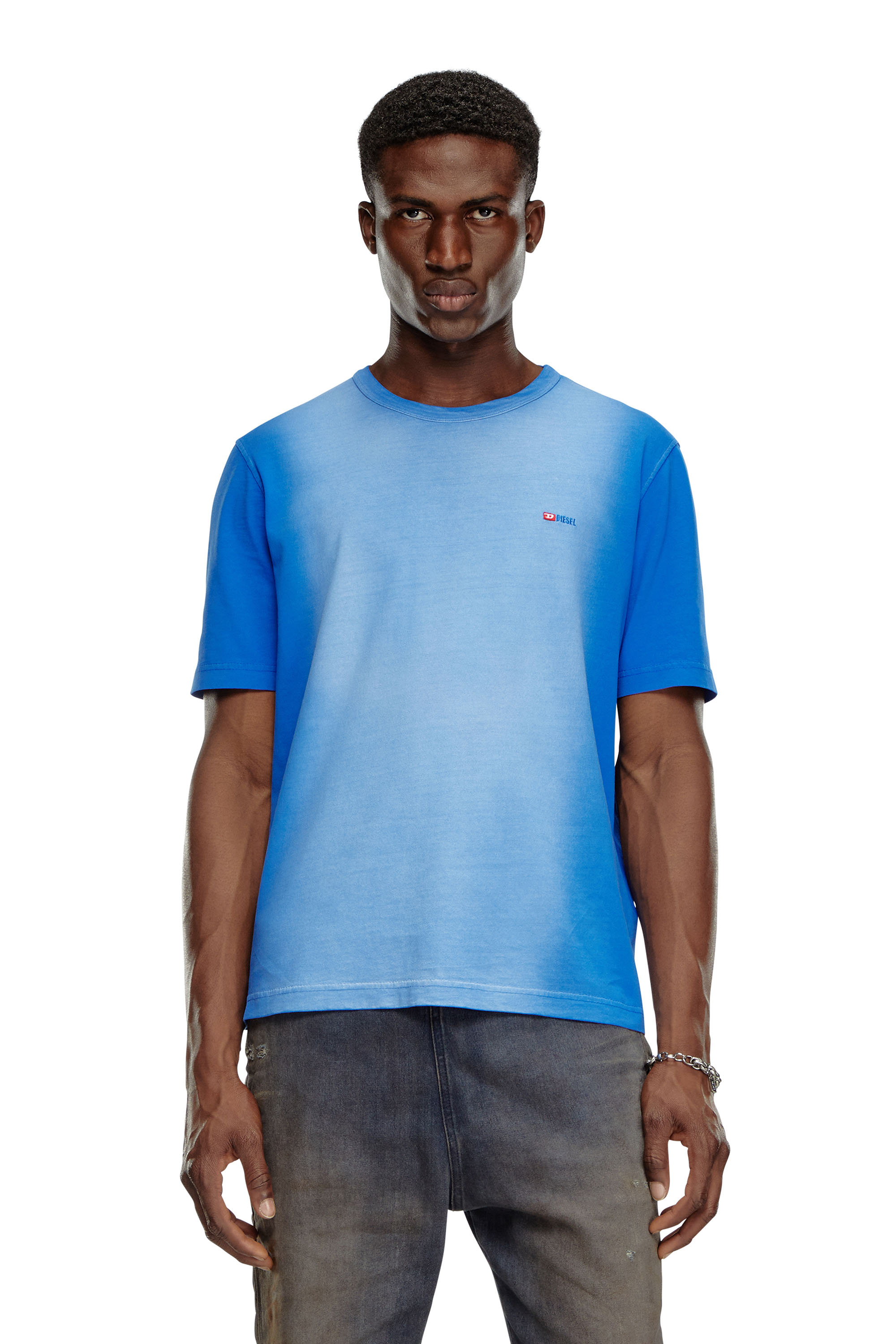 Diesel - T-ADJUST-Q2, Homme T-shirt en jersey de coton pulvérisé in Bleu - Image 1