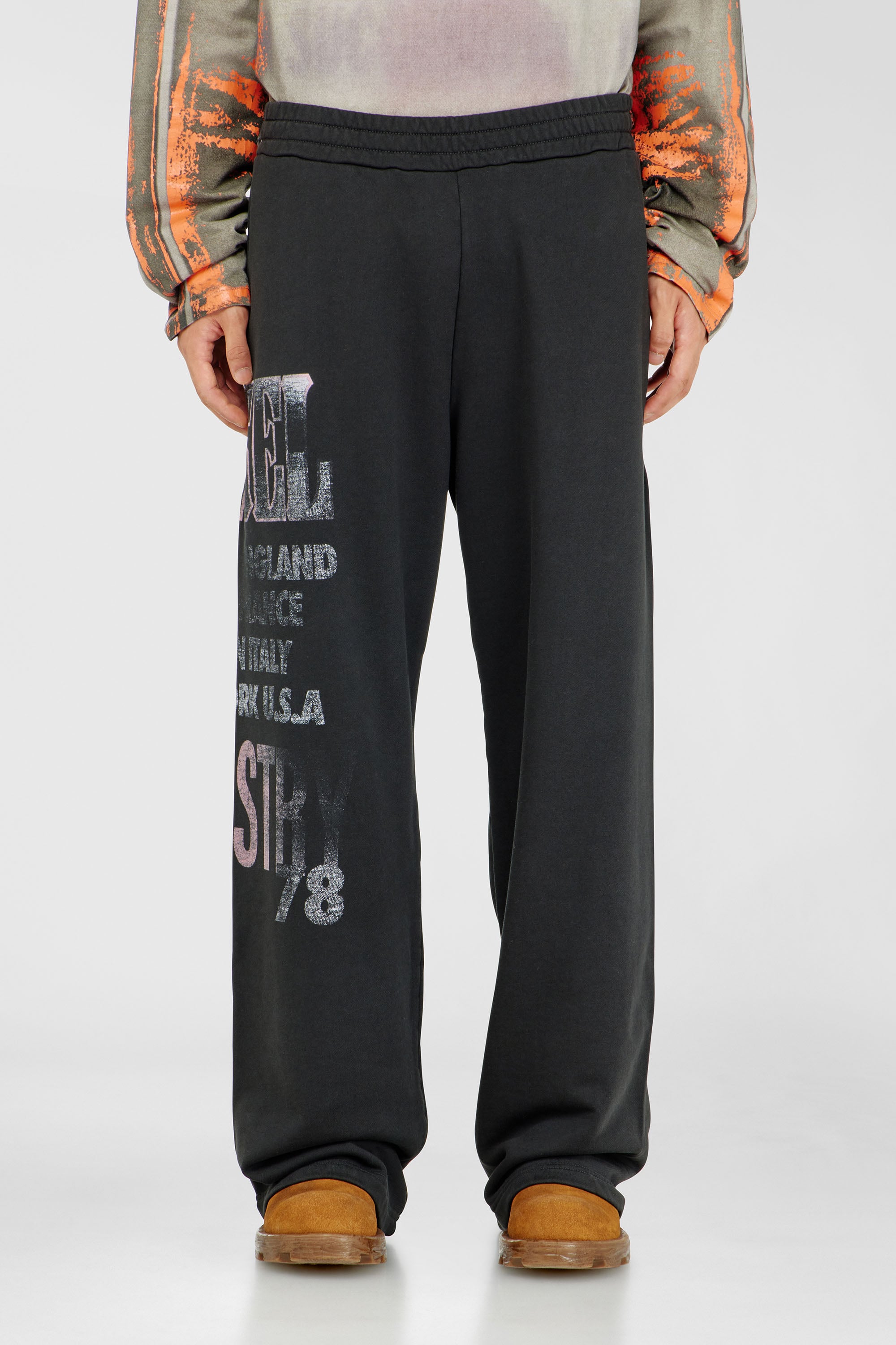 Diesel - P-ILL, Pantalon de surv&ecirc;tement avec graphismes concert Homme in Noir - 2
