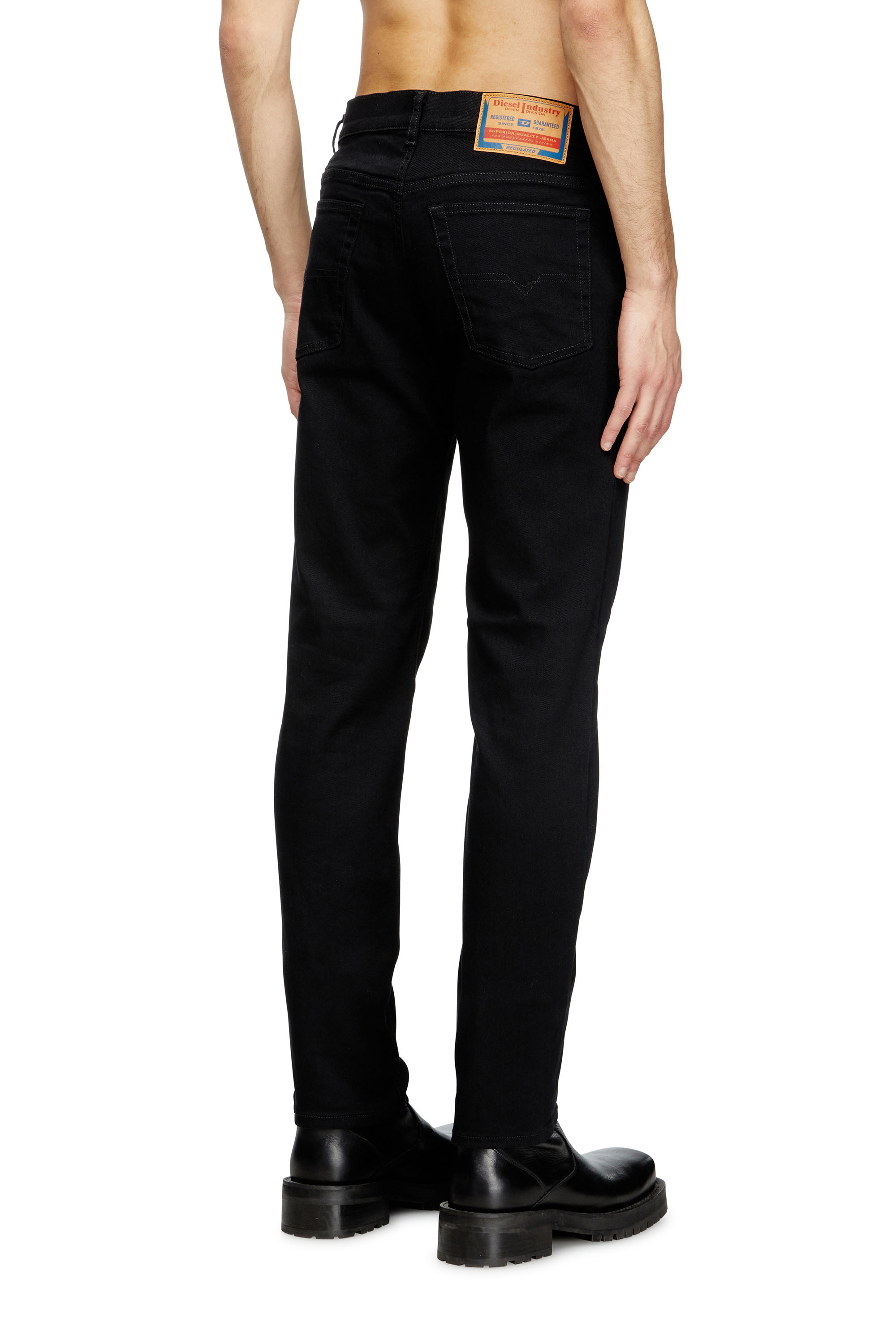 Diesel - Regular Jeans 2023 D-Finitive 069YP Homme, Noir/Gris foncé - Image 4