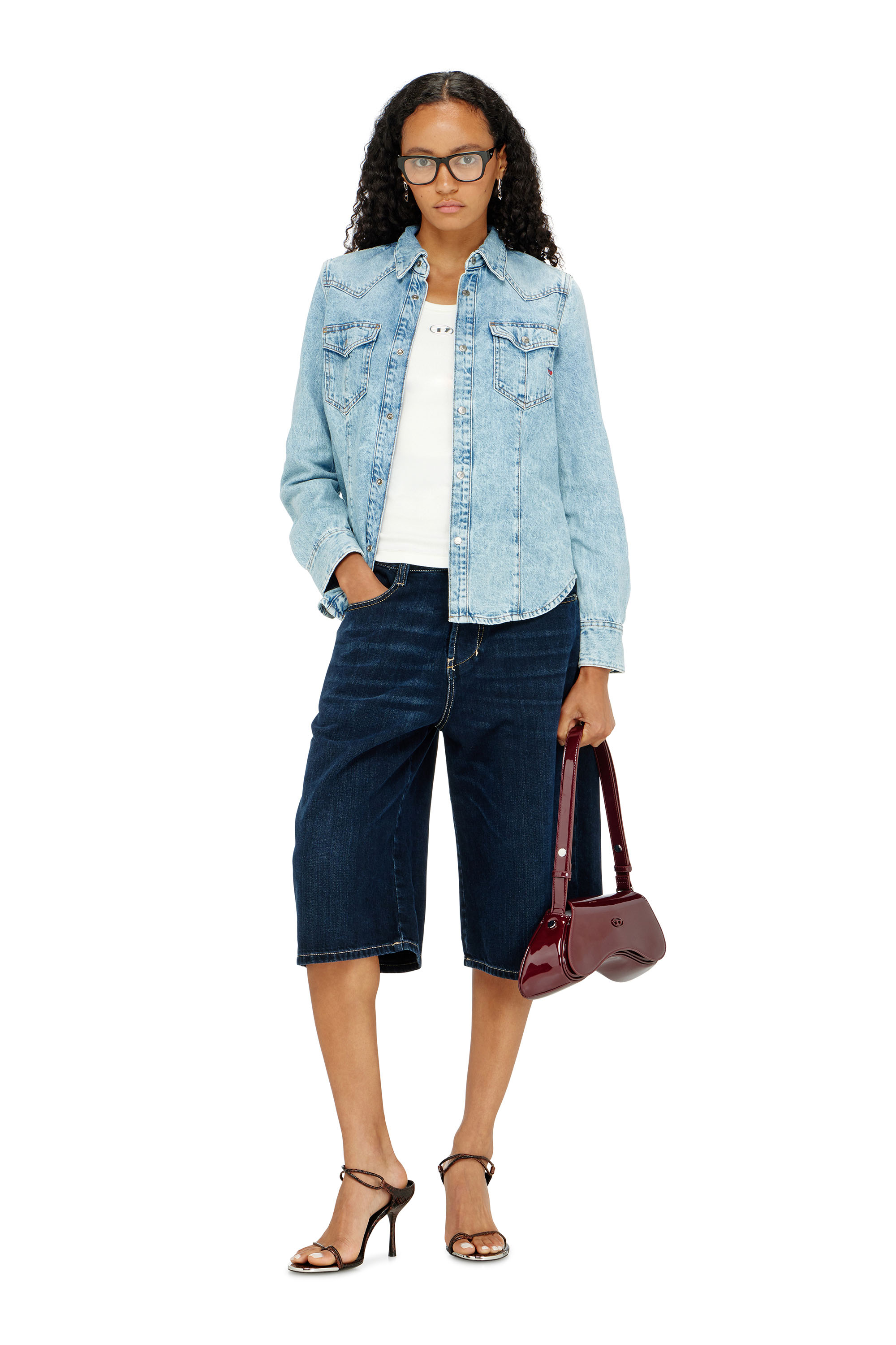 Diesel - T-ANKI-OD, D&eacute;bardeur ajust&eacute; c&ocirc;tel&eacute; avec Ovale D m&eacute;tallique Femme in Blanc - 2