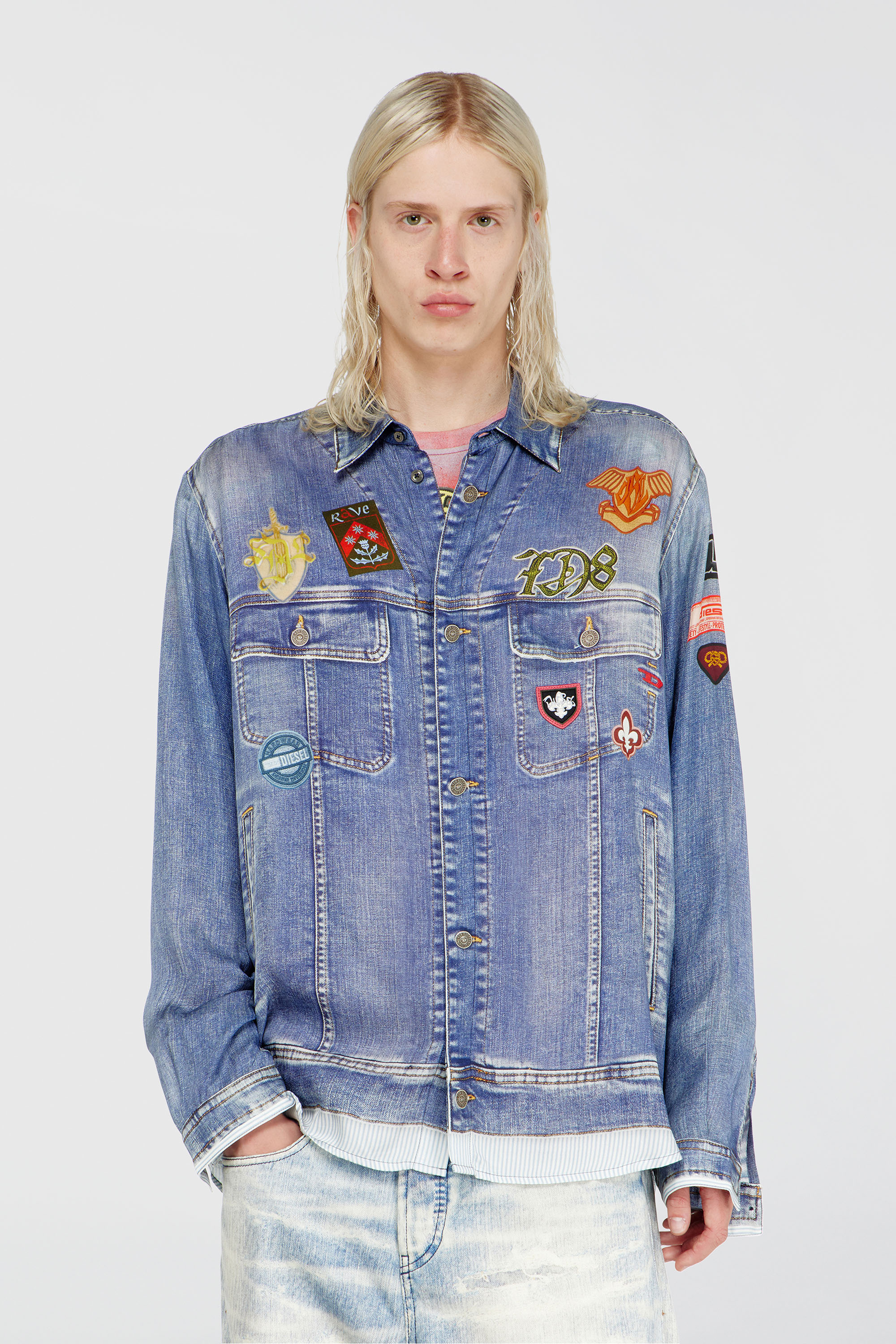 Diesel - S-SIMPLY-PATCH, Chemise satin&eacute;e &agrave; imprim&eacute; denim trompe-l'&oelig;il Homme in Bleu - 1