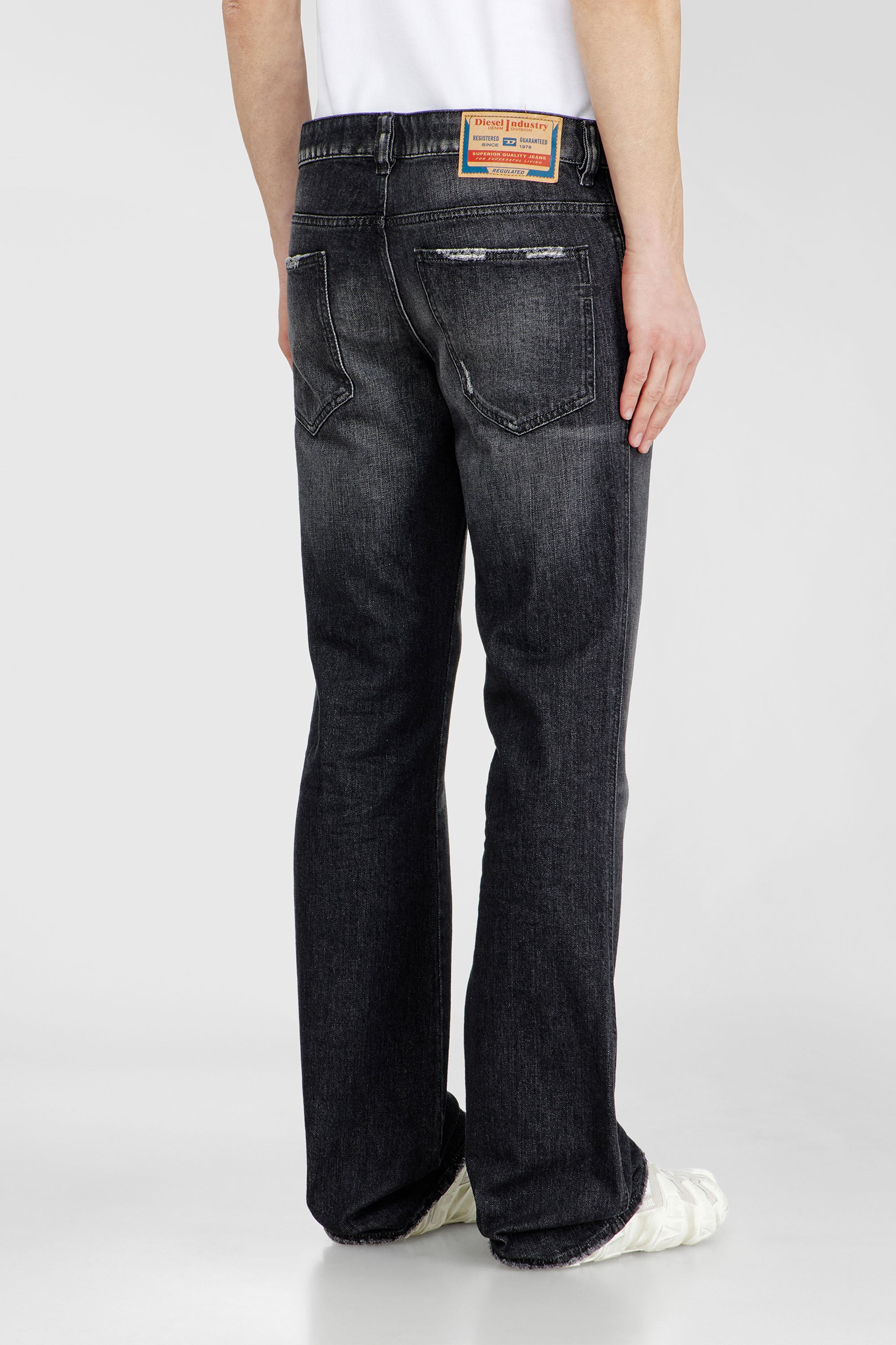 Diesel - Bootcut Jeans 1998 D-Buck 09L50 Homme, Noir/Gris fonc&eacute; - Image 5