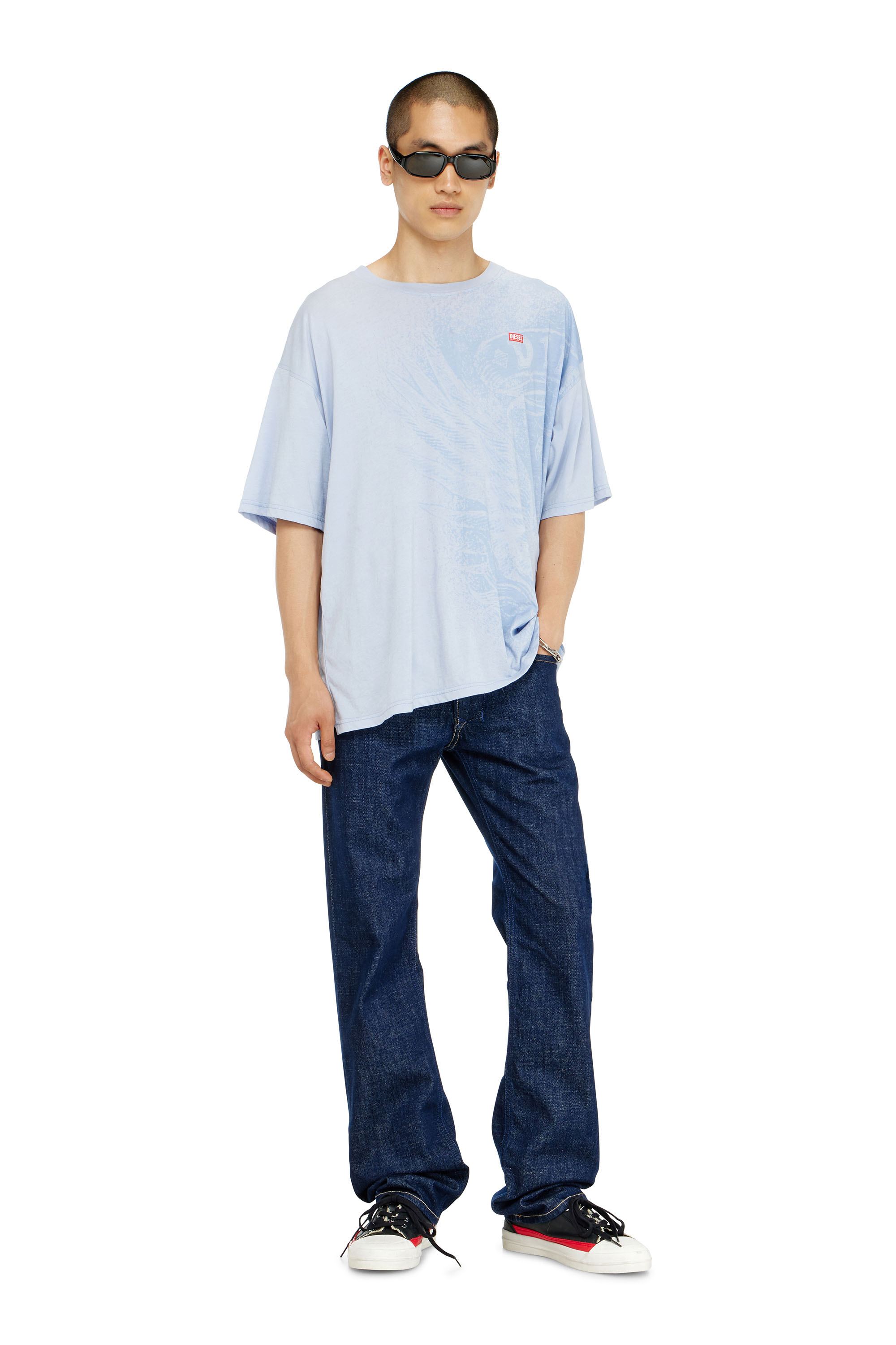 Diesel - T-BOXT-AA3, T-shirt d&eacute;contract&eacute; avec impressions pigmentaires Homme in Bleu - 2