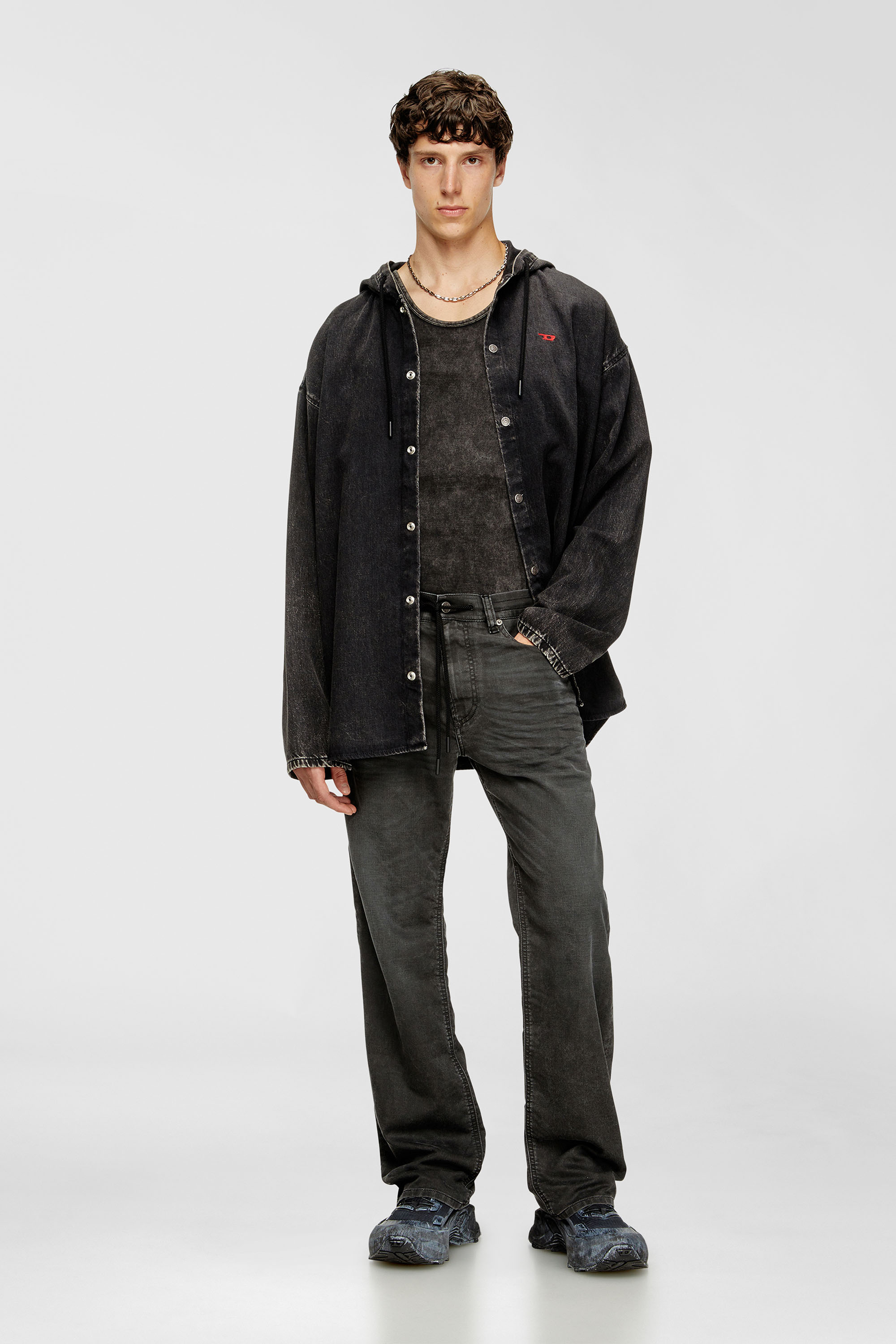 Diesel - Relaxed 2080 D-Reel Joggjeans&reg; 09J75 Homme, Noir/Gris fonc&eacute; - Image 1