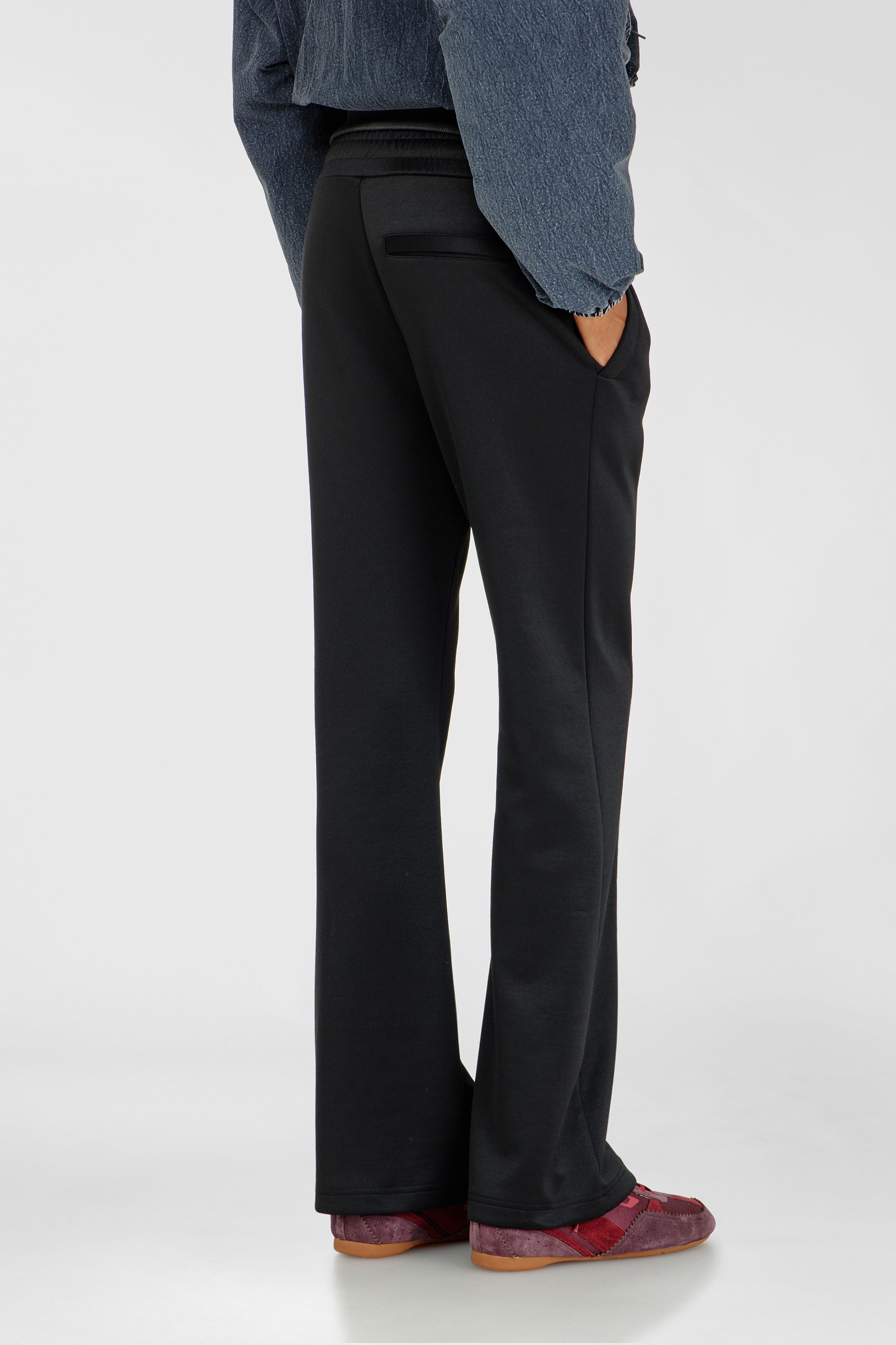 Diesel - P-LOCKINGIN-OD, Pantalon de surv&ecirc;tement avec passepoil contrastant Femme in Polychrome - 4