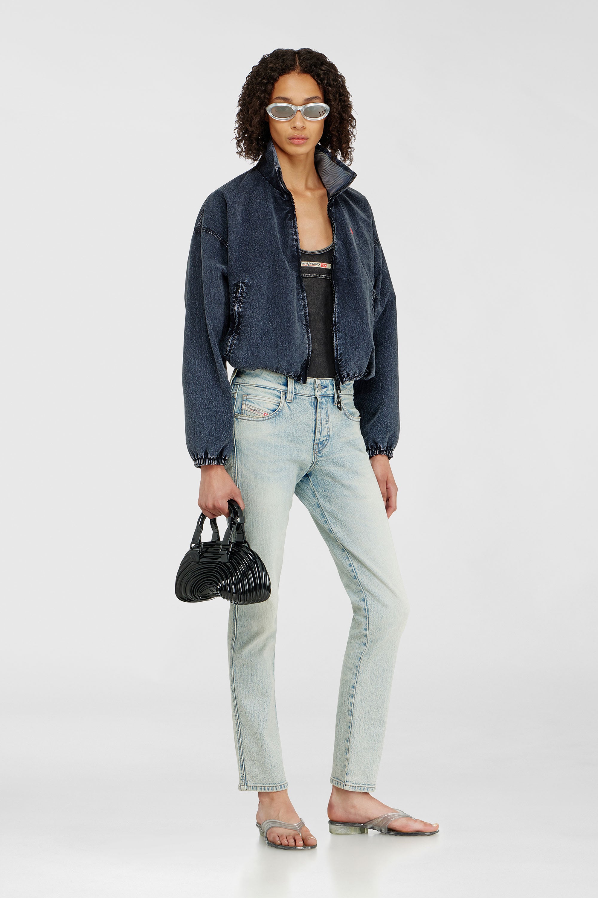 Diesel - MELISSA QUANTUM DOME, Quantum Dome &ndash; Sac &agrave; main en Melflex&reg; Femme in Noir - 2