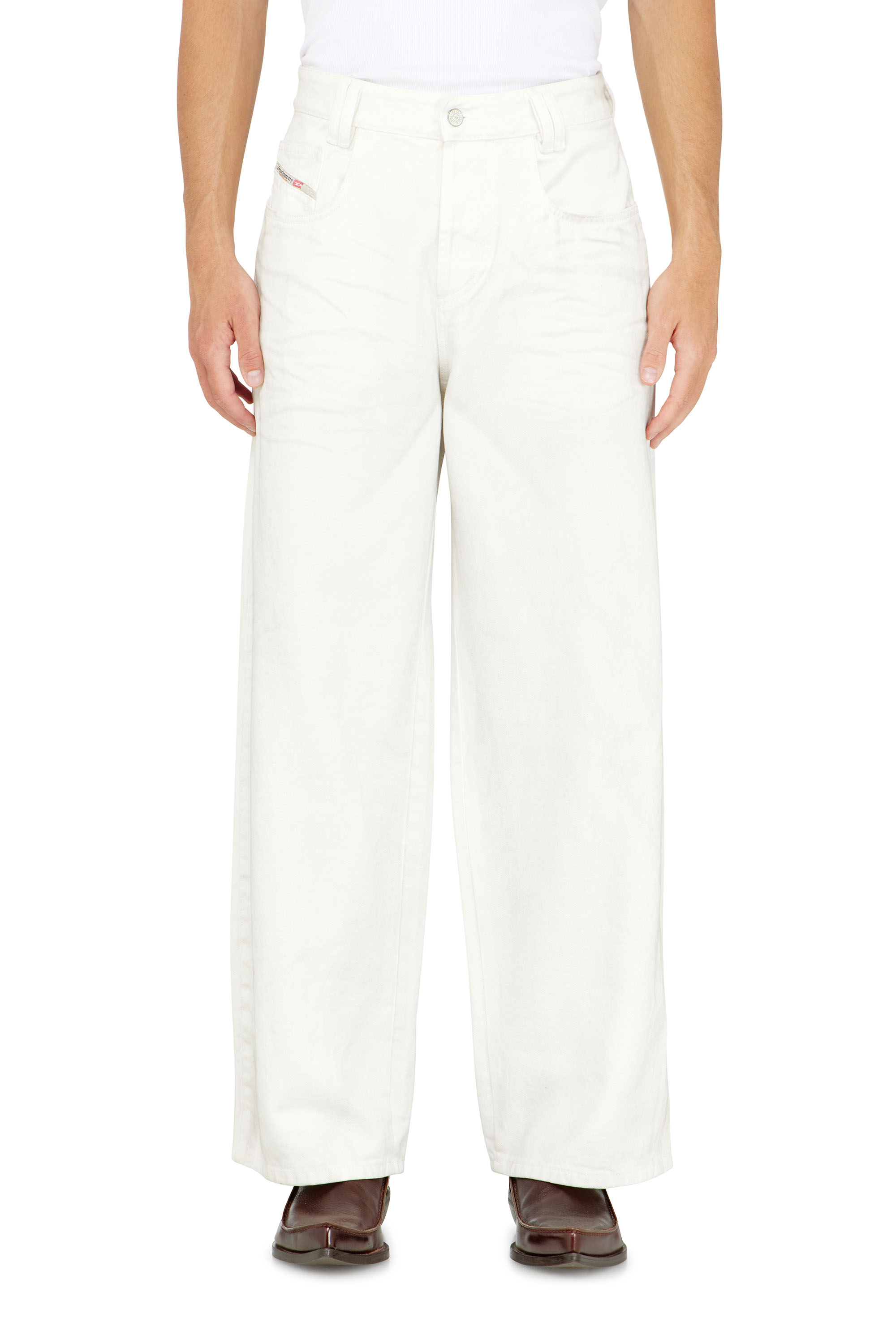 Diesel - Relaxed Jeans 1982 D-Hakou 007GG Mixte, Blanc - Image 4