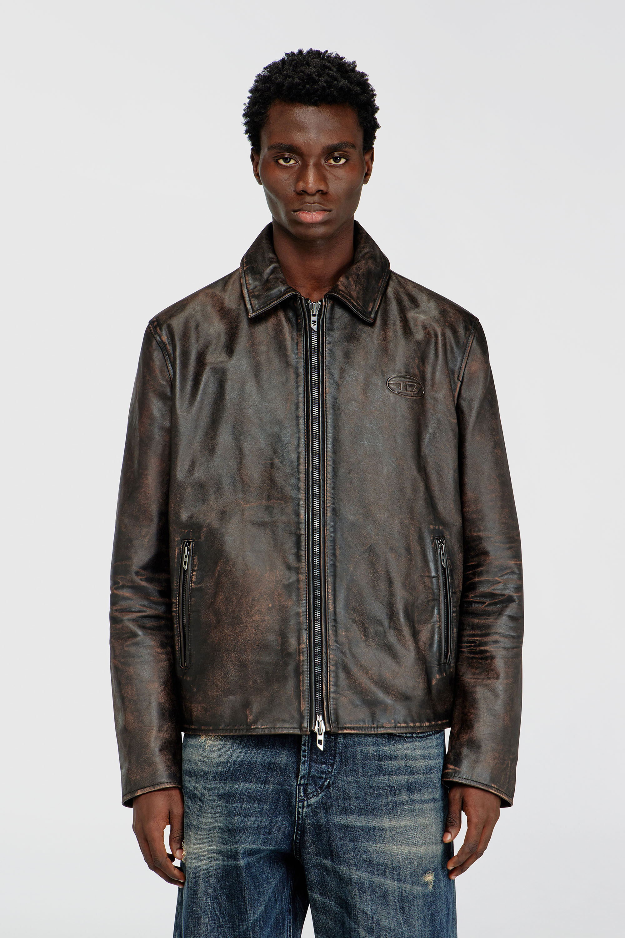 Diesel - L-AMAR-WRD, Veste coach en cuir trait&eacute; Homme in Marron - 1