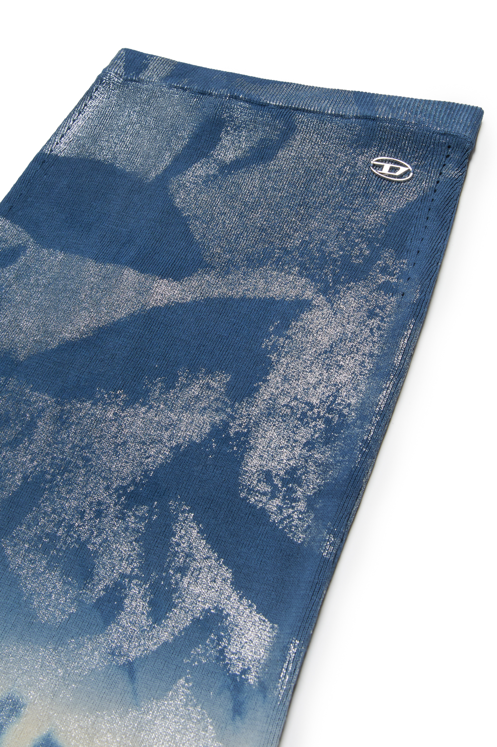 Diesel - GMILAN, Jupe crayon m&eacute;tallis&eacute;e en tricot teinte en plong&eacute;e Femme in Gris argent&eacute; - 3