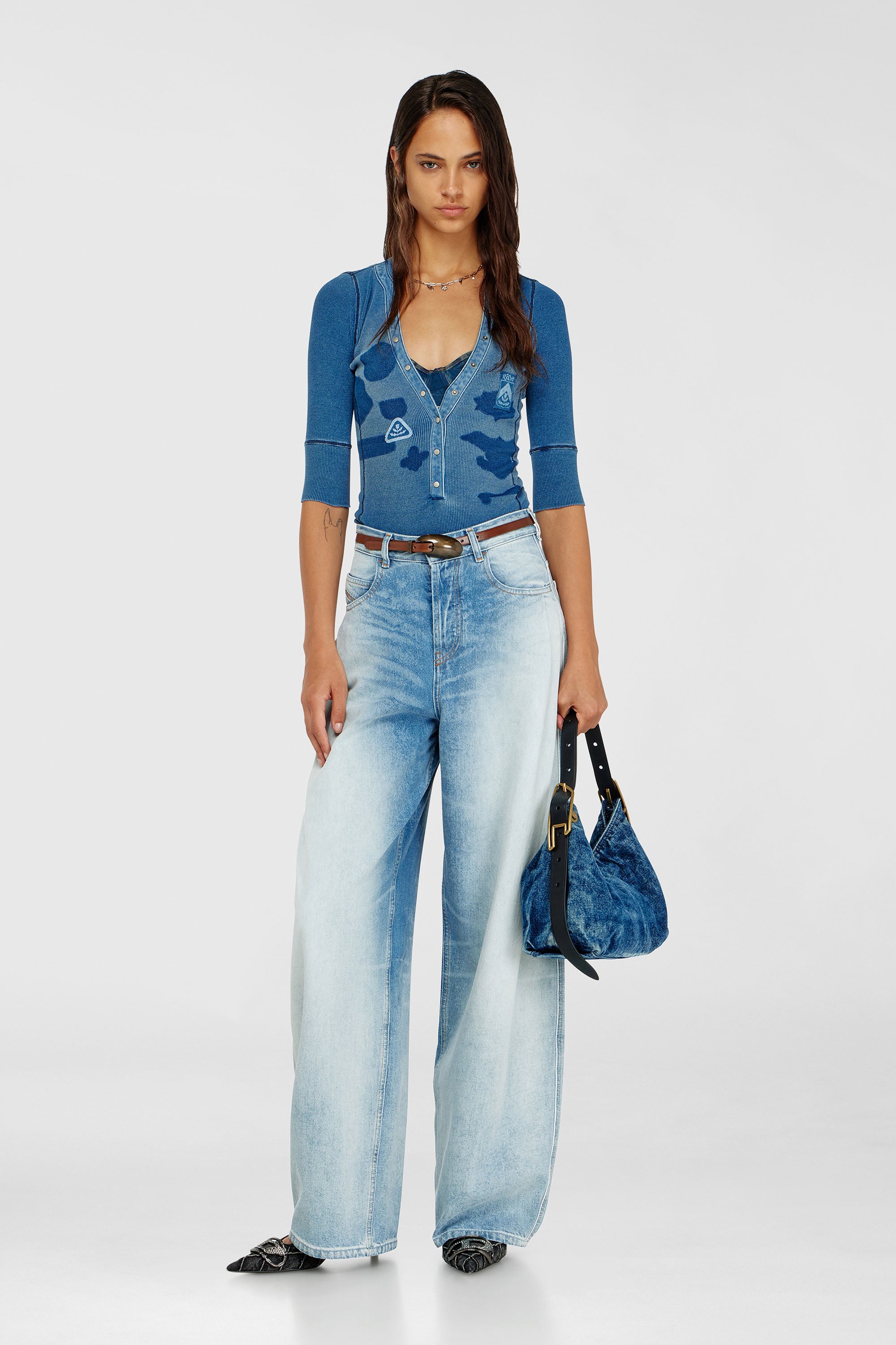 Diesel - T-EREME, Haut henley avec effets shadow-patch Femme in Bleu - 2