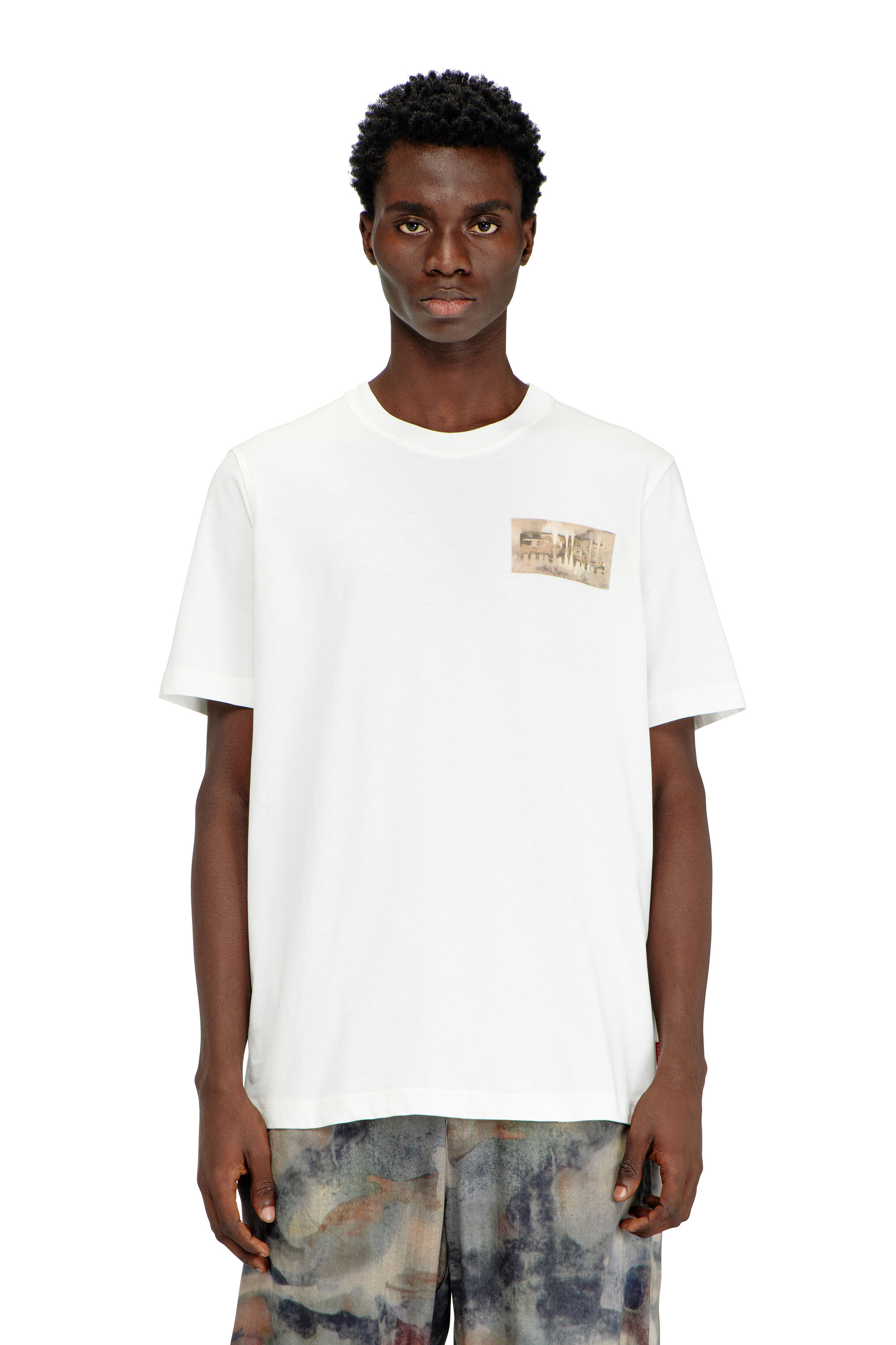 Diesel - T-ADJUST-V4, T-shirt avec empi&egrave;cement camouflage Homme in Blanc - 1