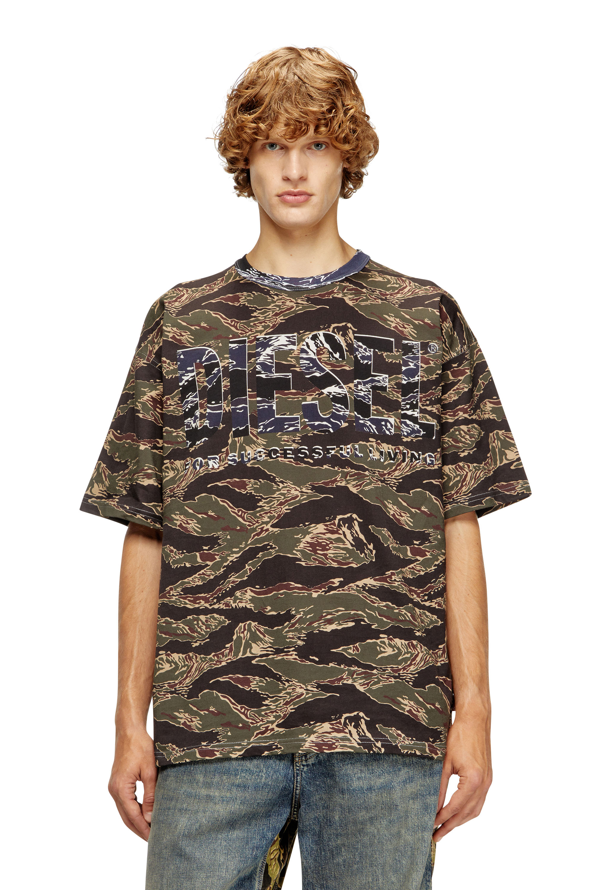 Diesel - T-BOXT-T22, T-shirt camouflage avec logo camouflage Homme in Vert - 1