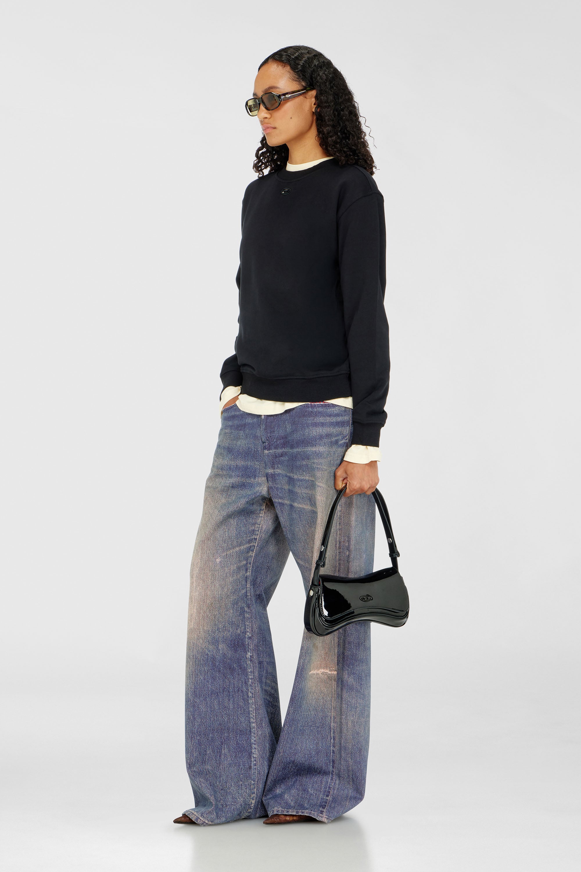 Diesel - F-NORMY-OD, Sweat-shirt en coton avec broderie Oval D Femme in Noir - 2