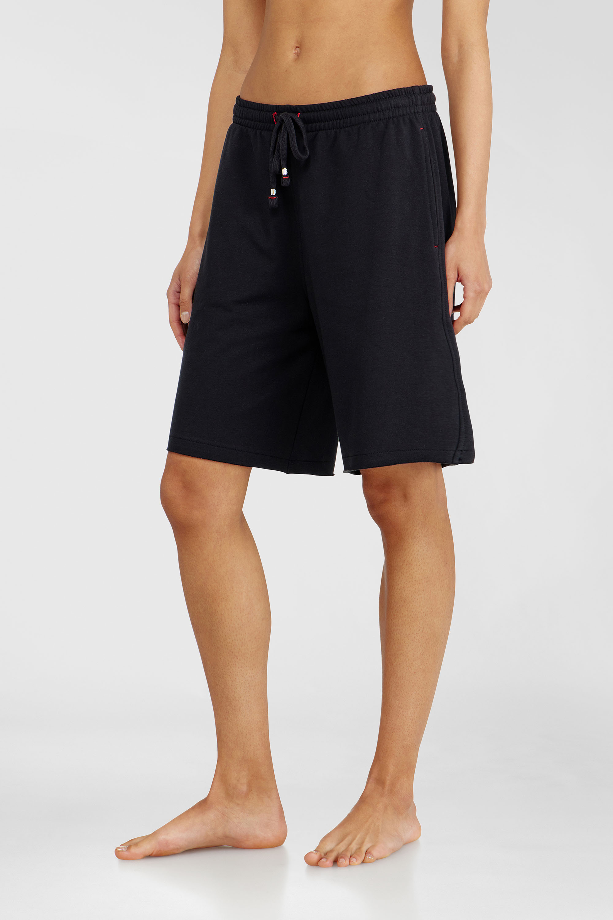 Diesel - CLARA-D-CORE, Short gratt&eacute; avec ourlets francs Femme in Noir - 3